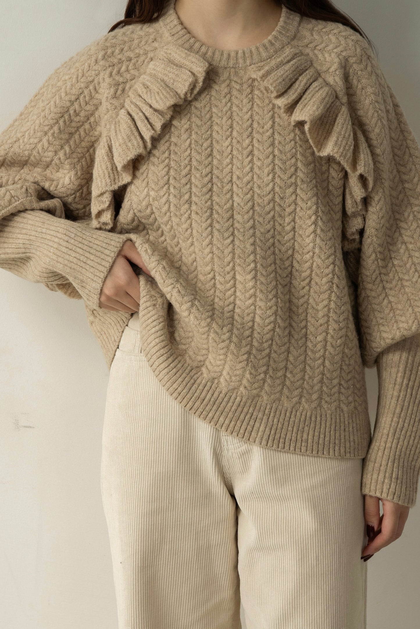 cable frill raglan sleeve knit