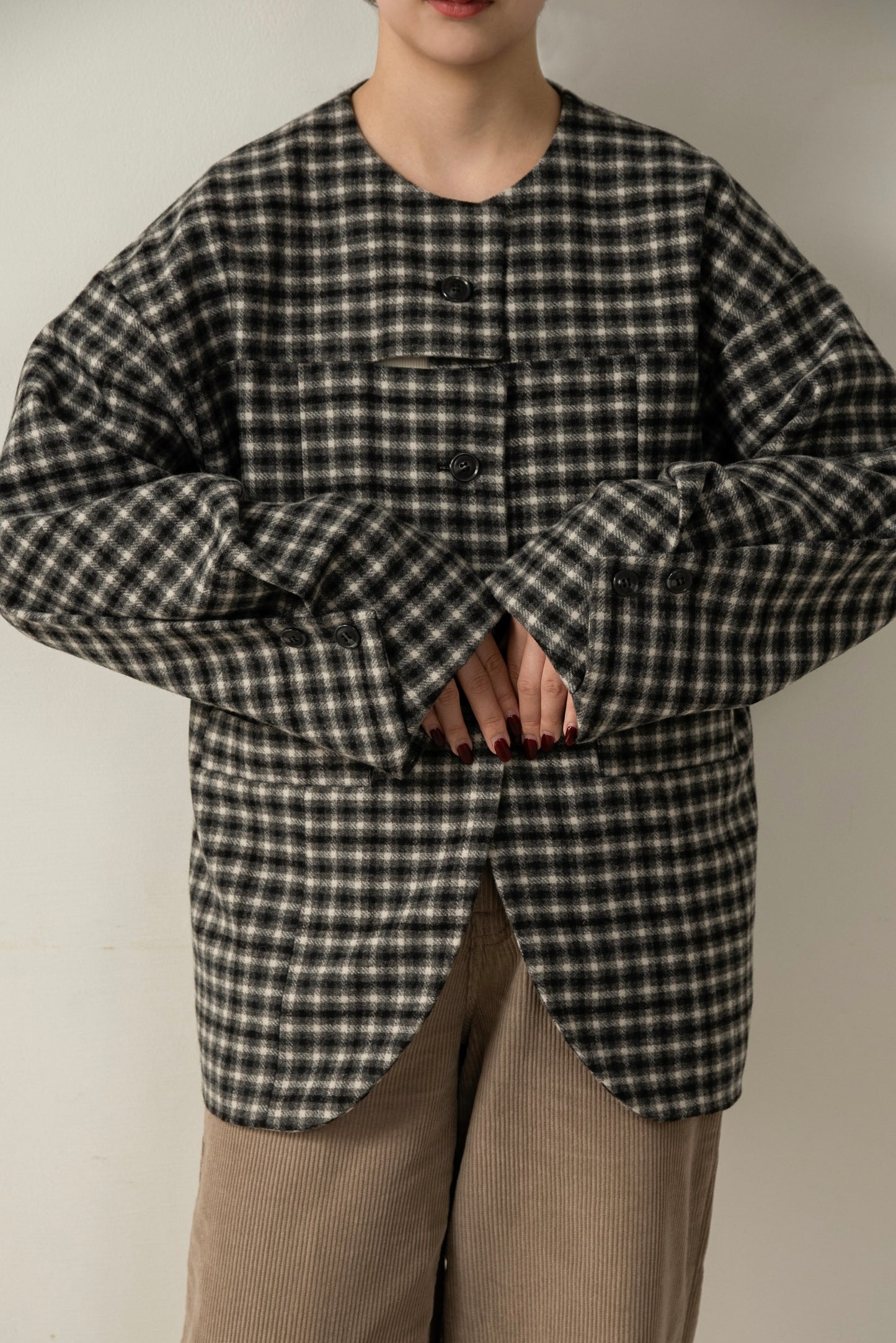 fold sleeve hem round check coat