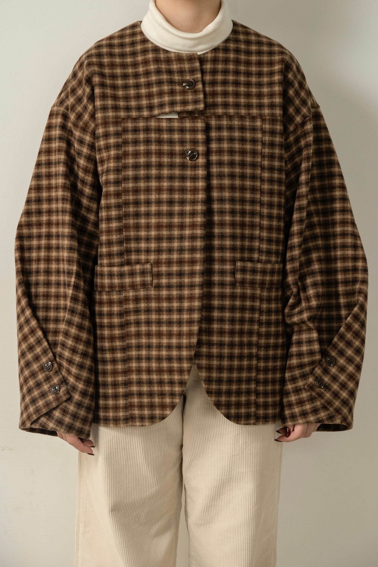 fold sleeve hem round check coat