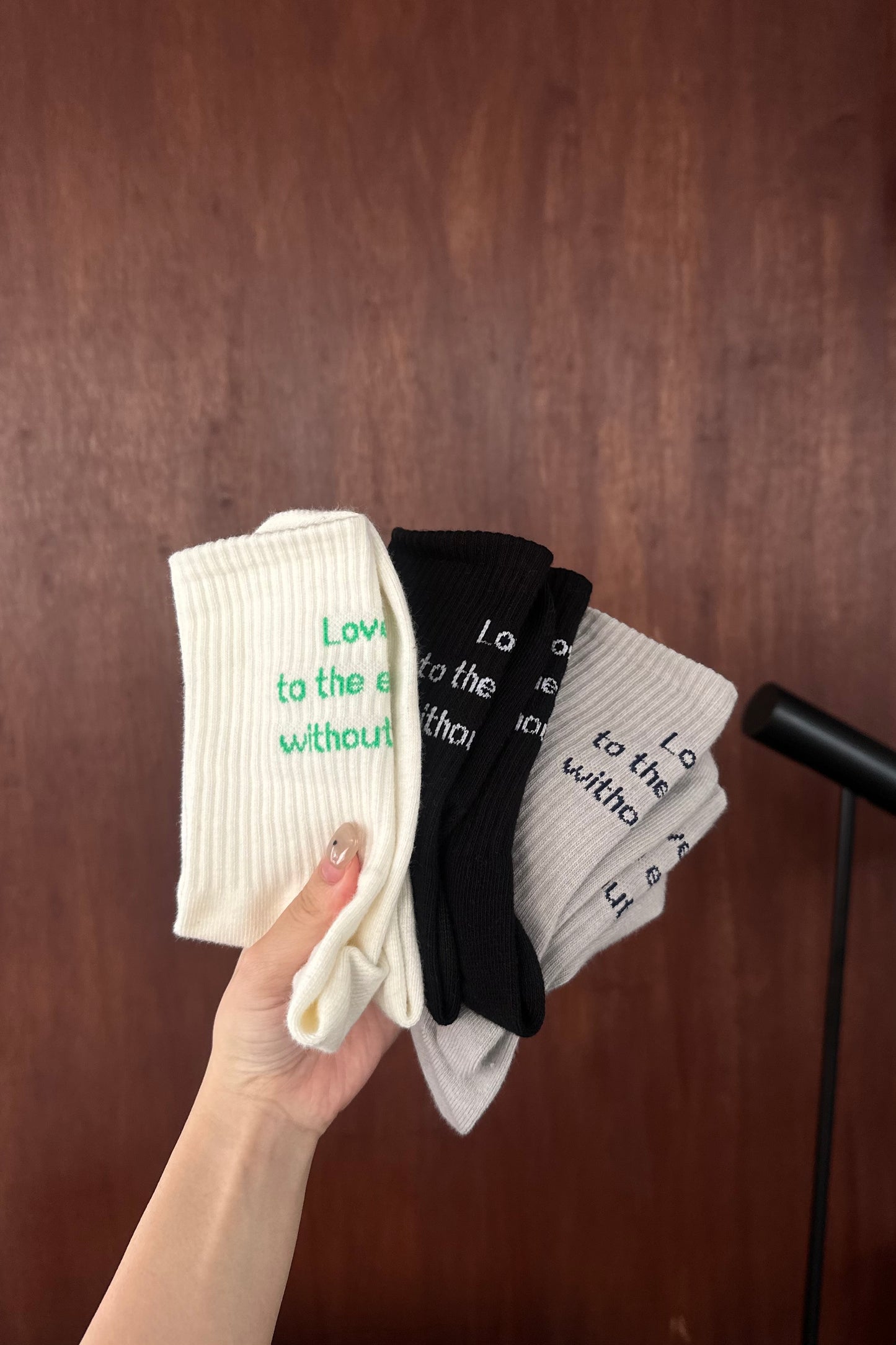 point logo rib socks