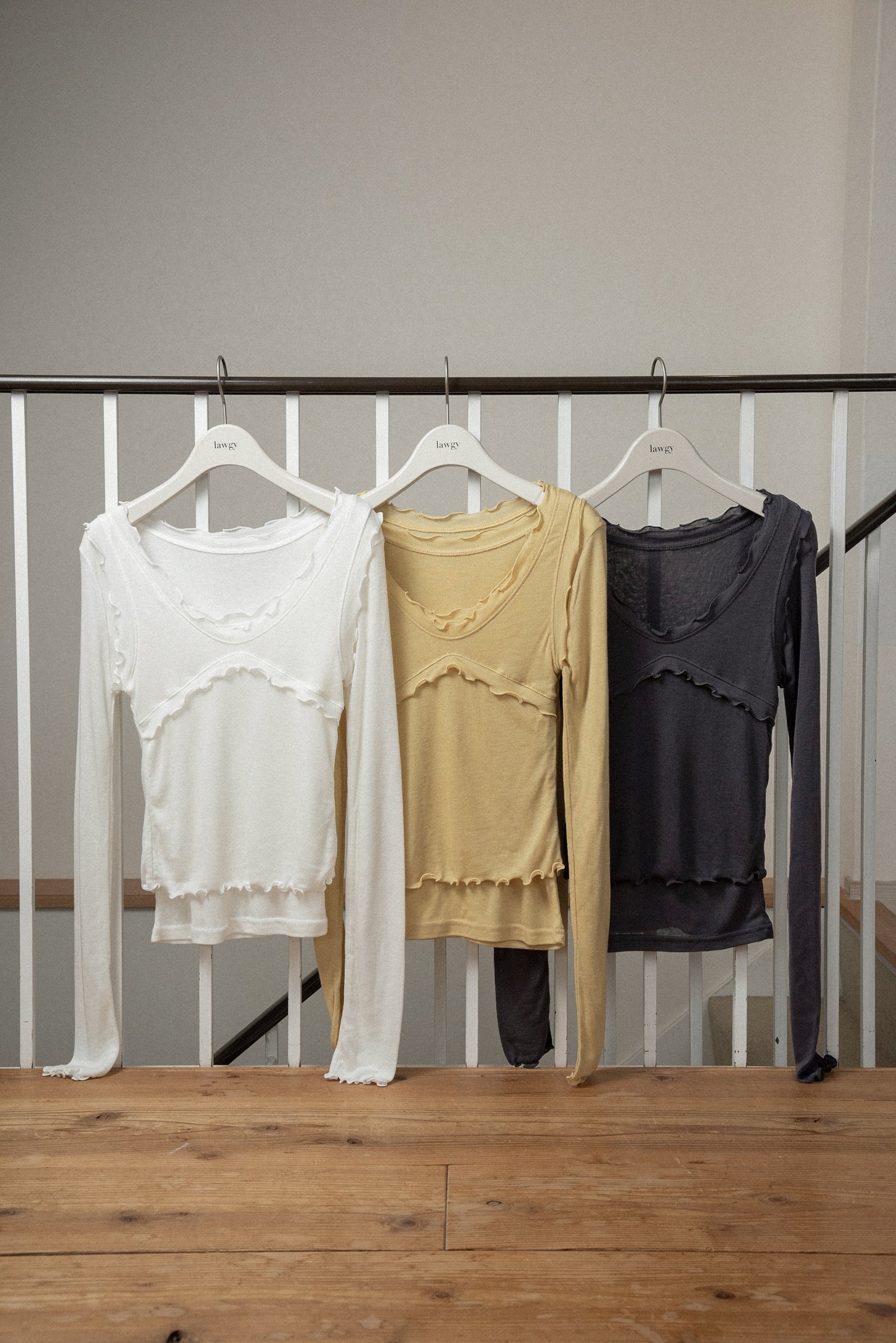 scoop neck mellow trim long sleeve t