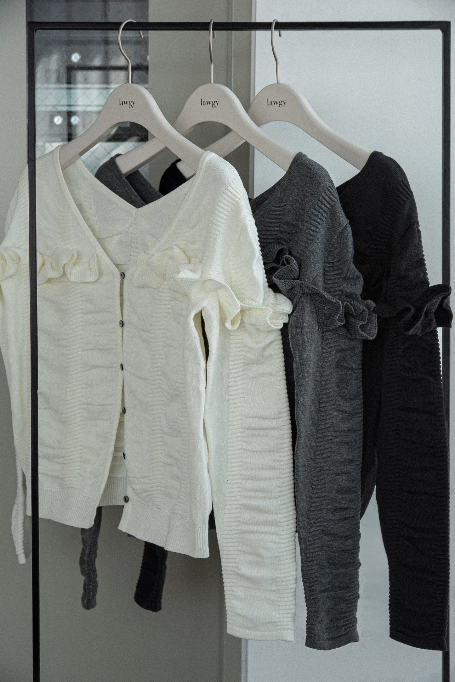 textured ruffle knit cardigan