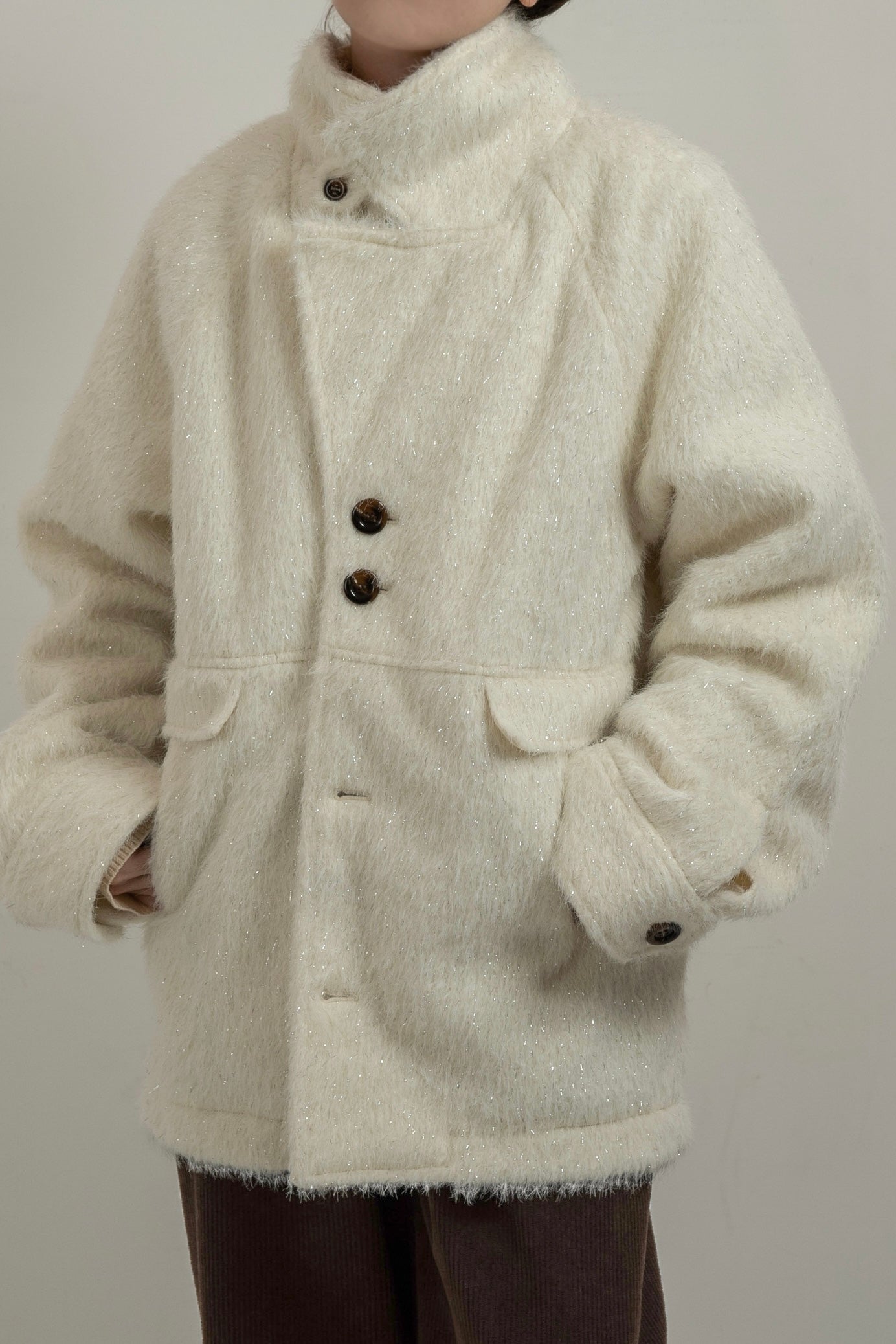 2way shaggy random button coat