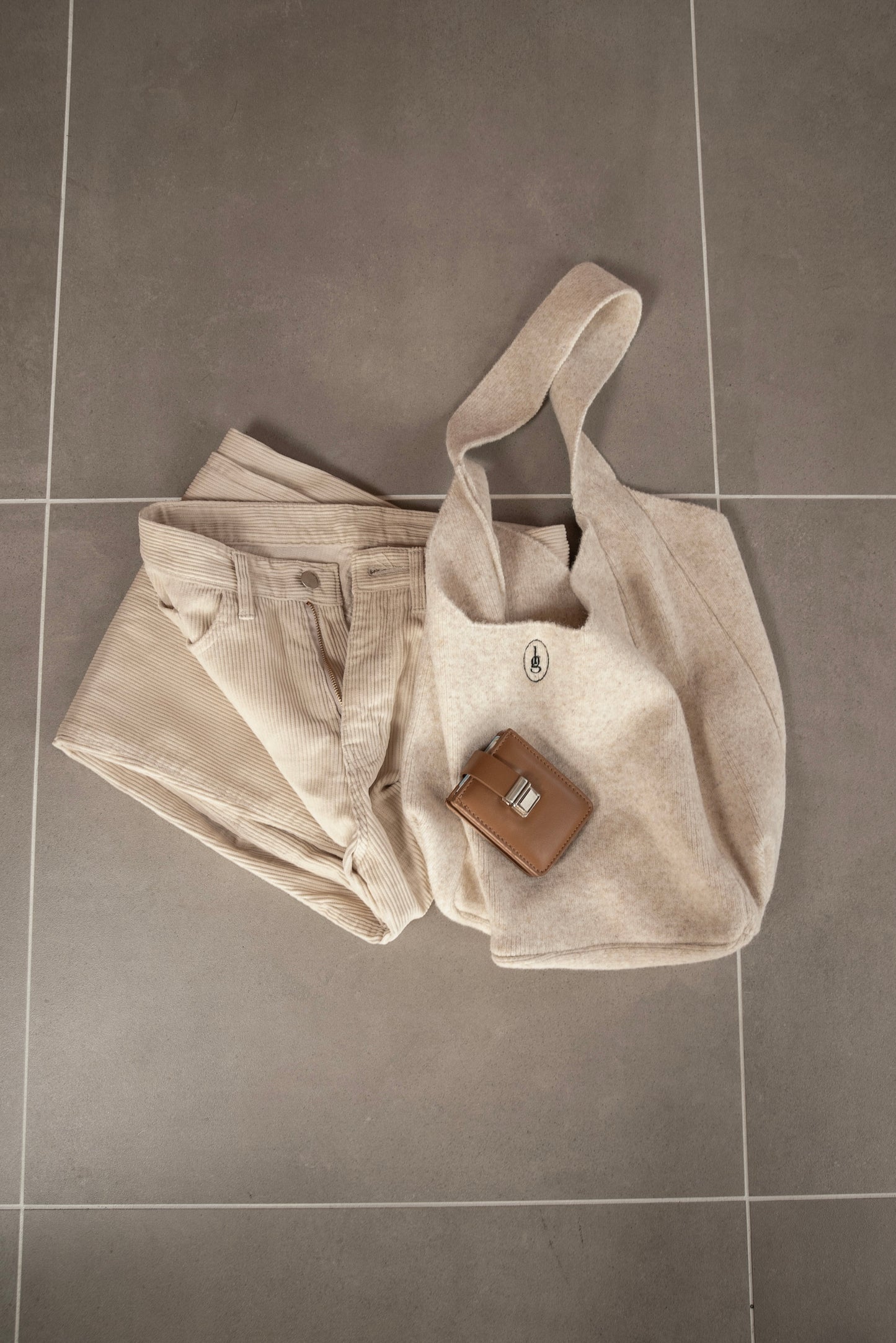 embroidery logo one handle knit bag