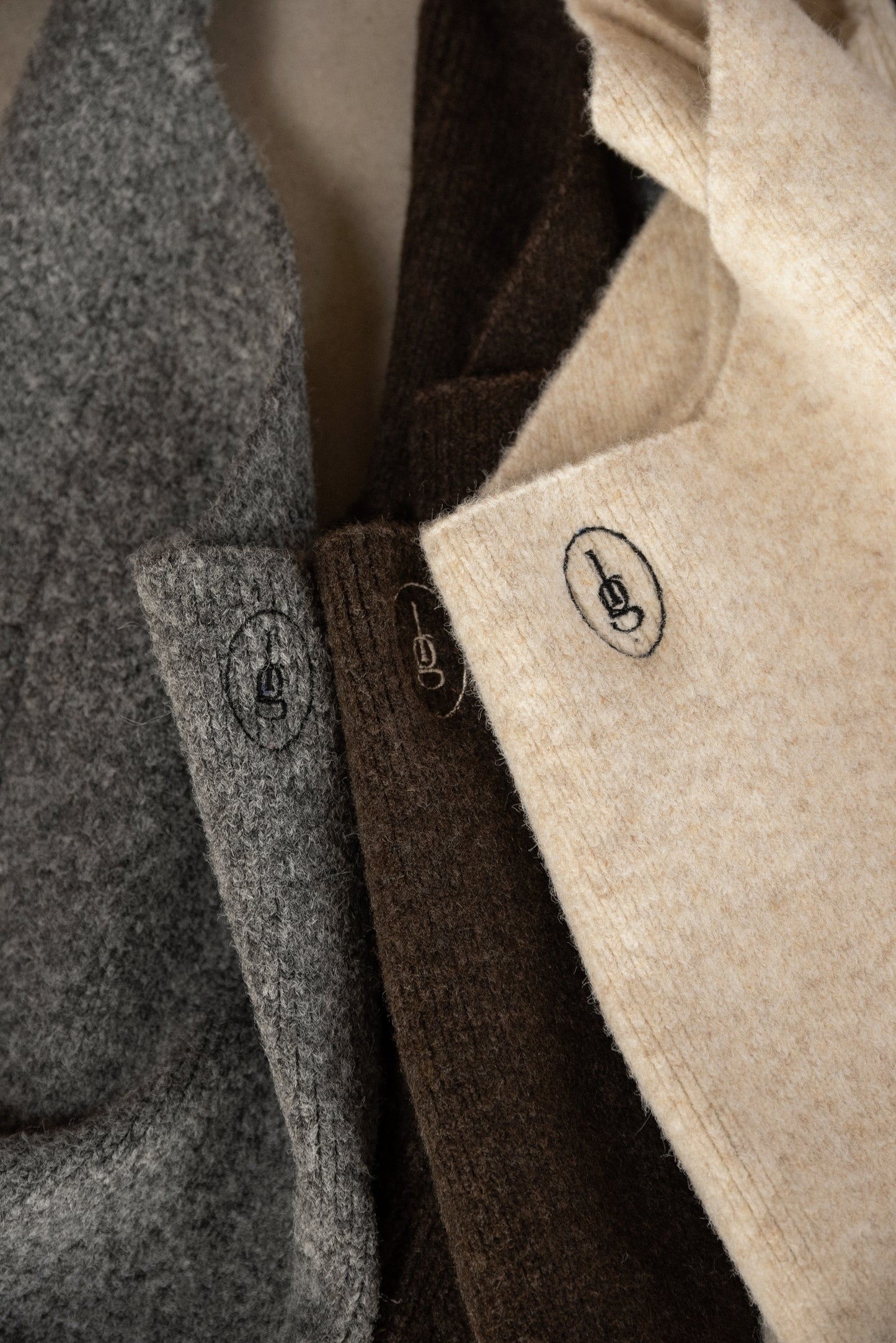 embroidery logo one handle knit bag