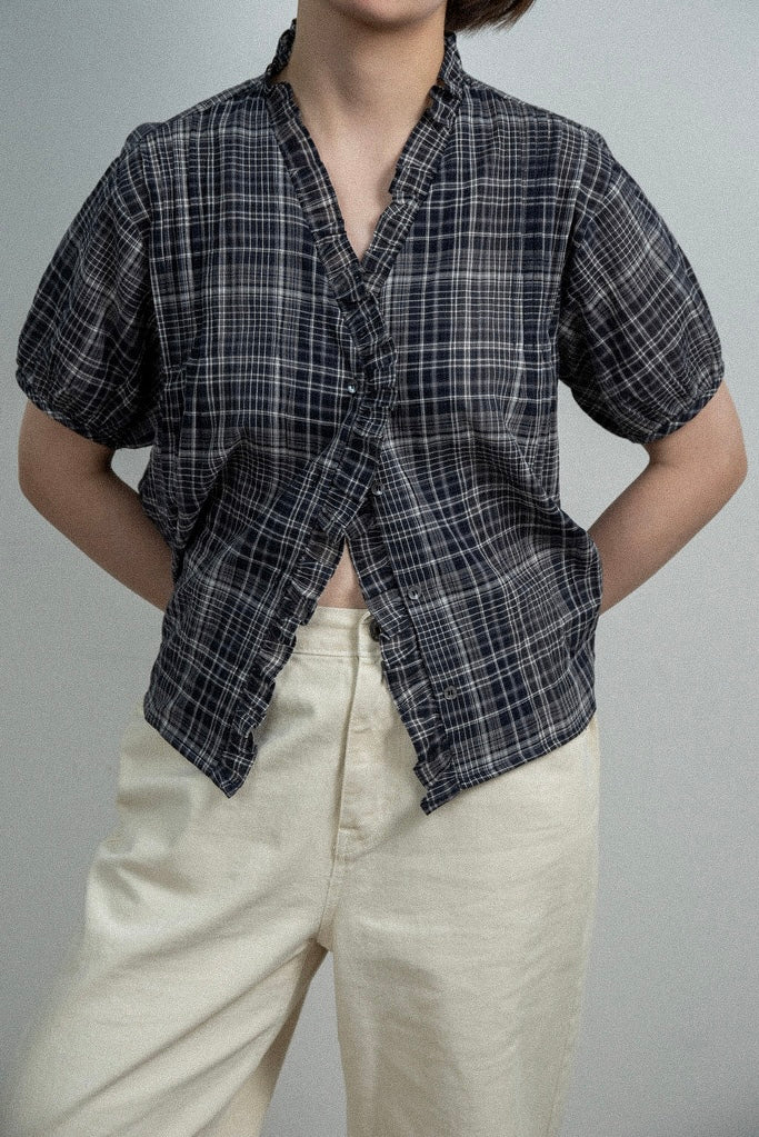 check frill trim blouse【eim plus+限定アイテム】