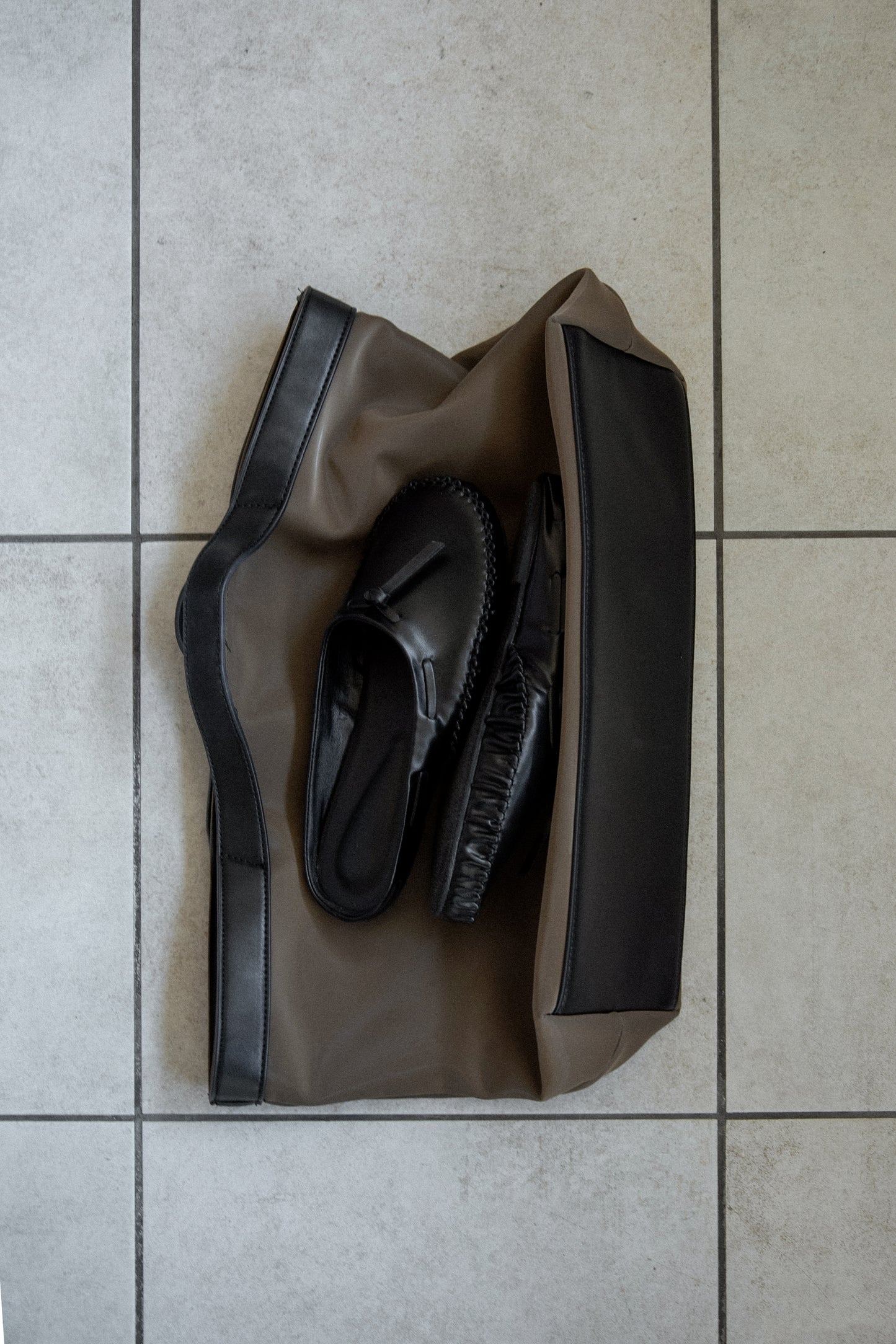 tied detail moccasin sabo
