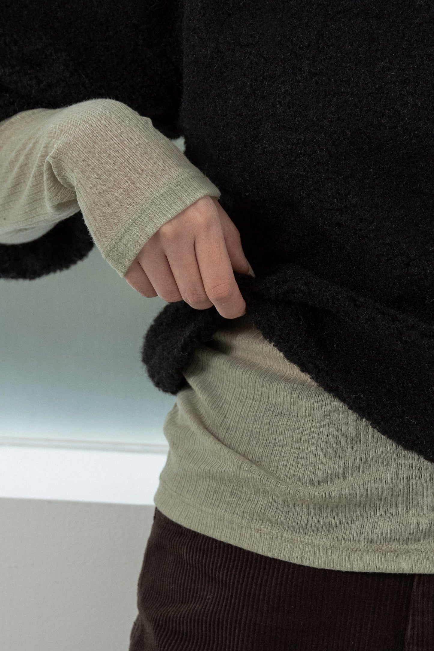 fluffy puff shoulder short tops