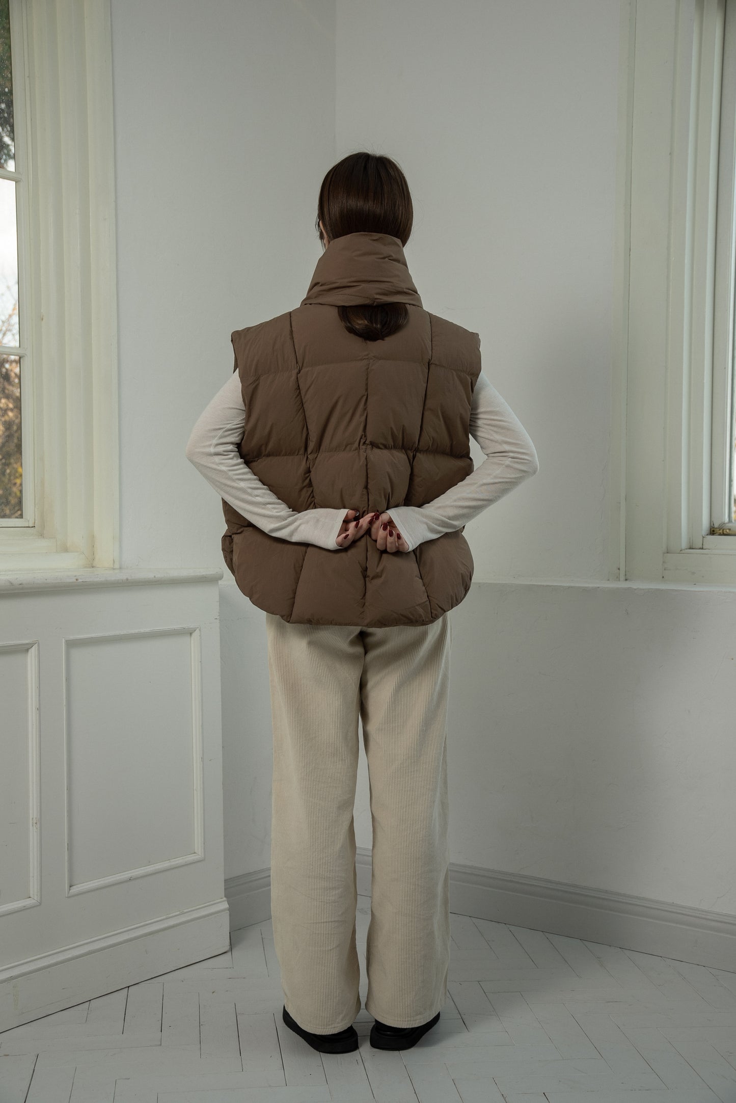 muffler set round hem quilting vest