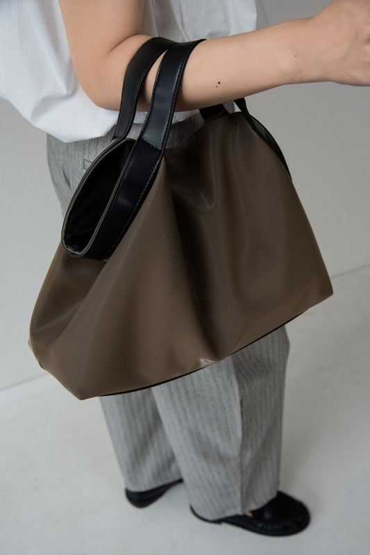 effortless piping tote bag【eim plus+限定アイテム】