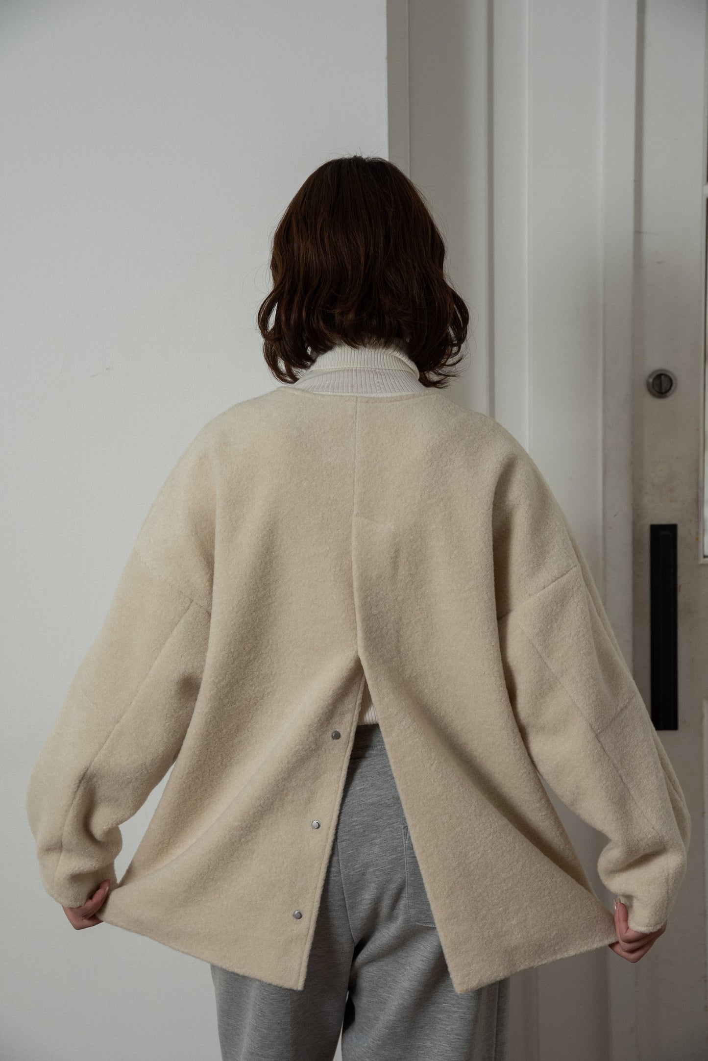 muffler set sleeve cut coat