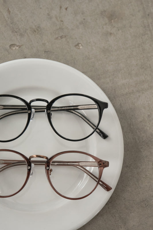 simple design glasses