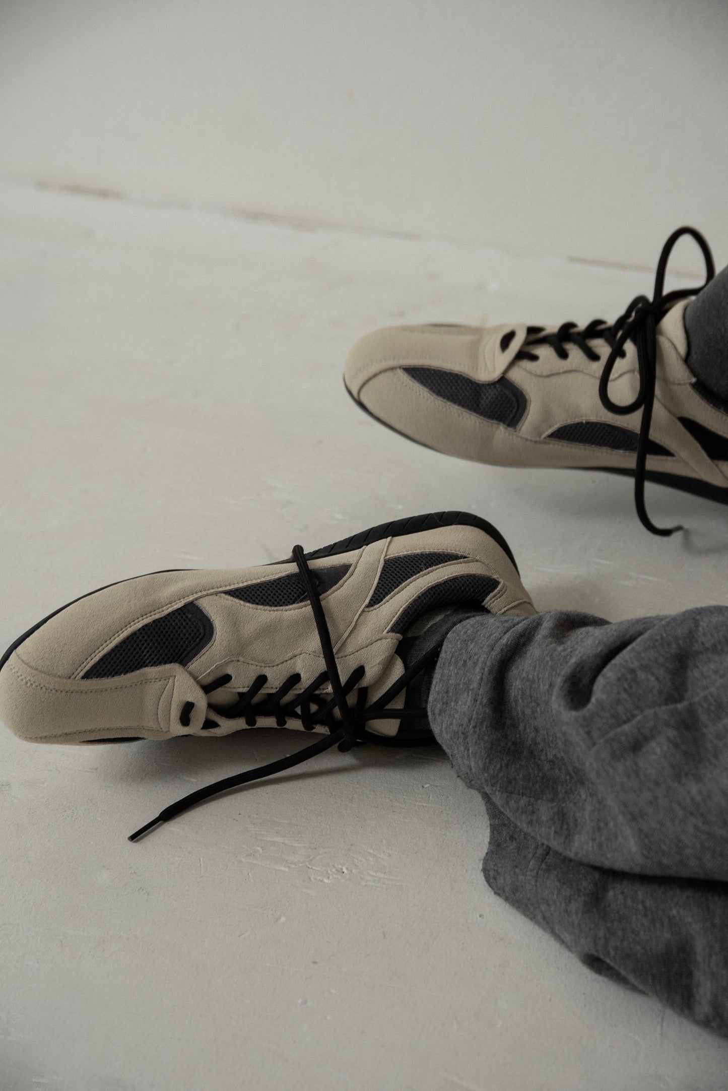 mesh different material flat sneaker