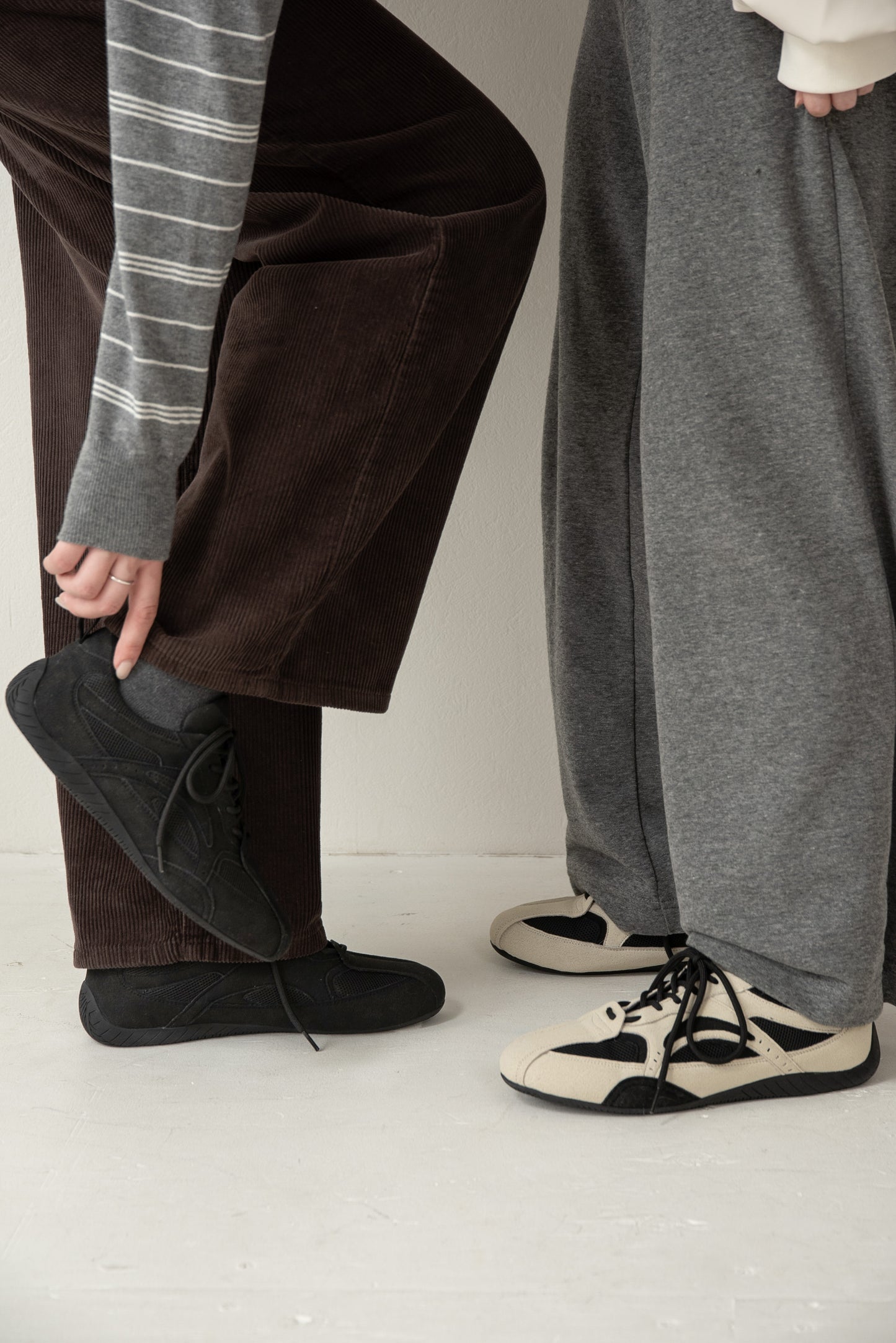 mesh different material flat sneaker