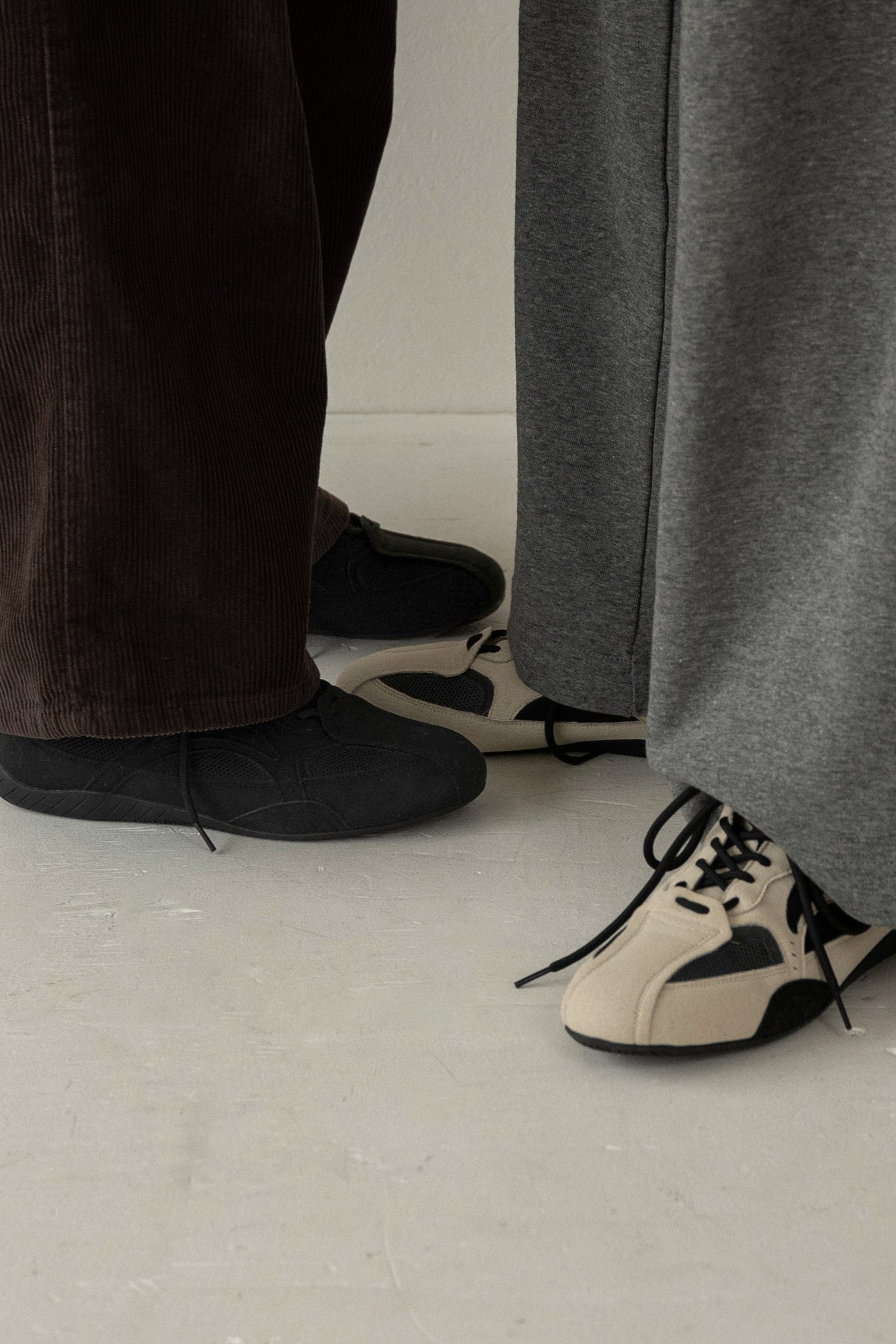 mesh different material flat sneaker