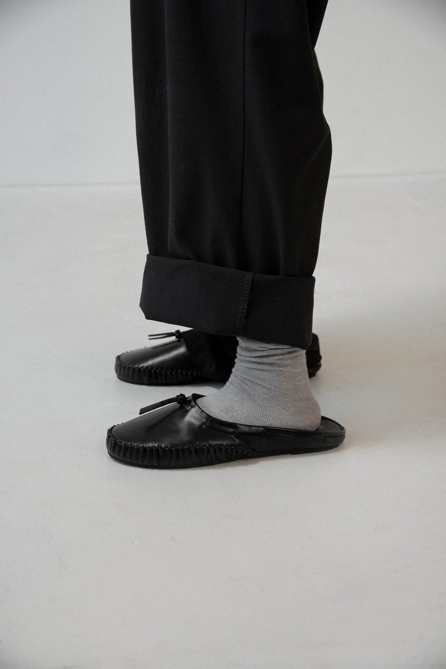 tied detail moccasin sabo