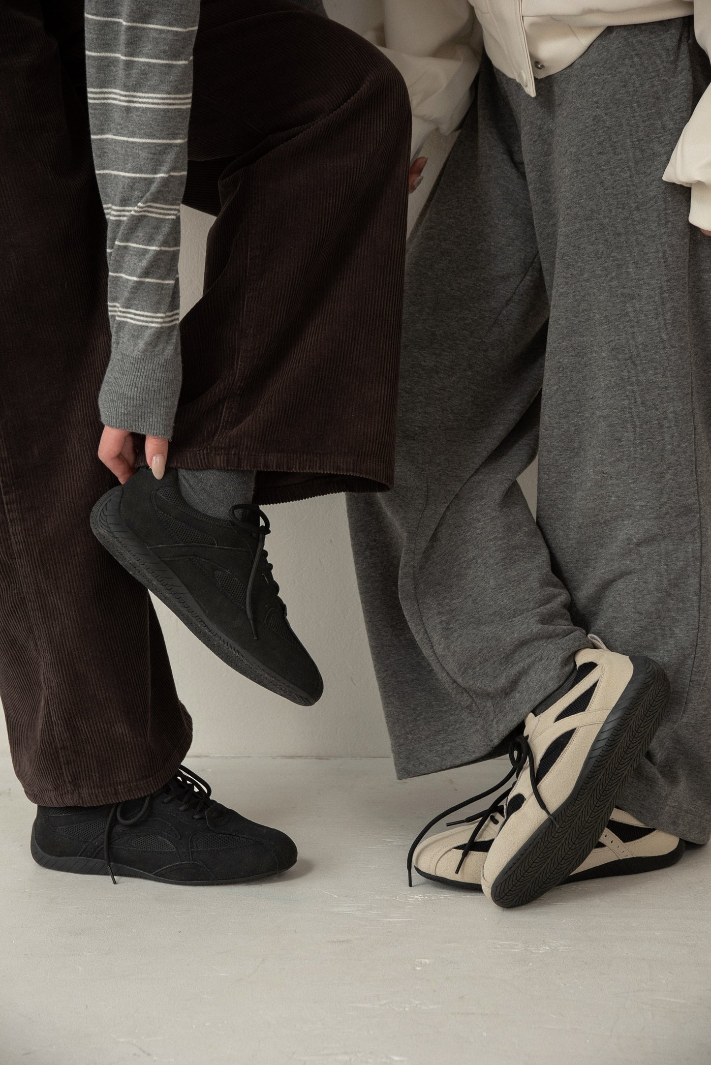 mesh different material flat sneaker