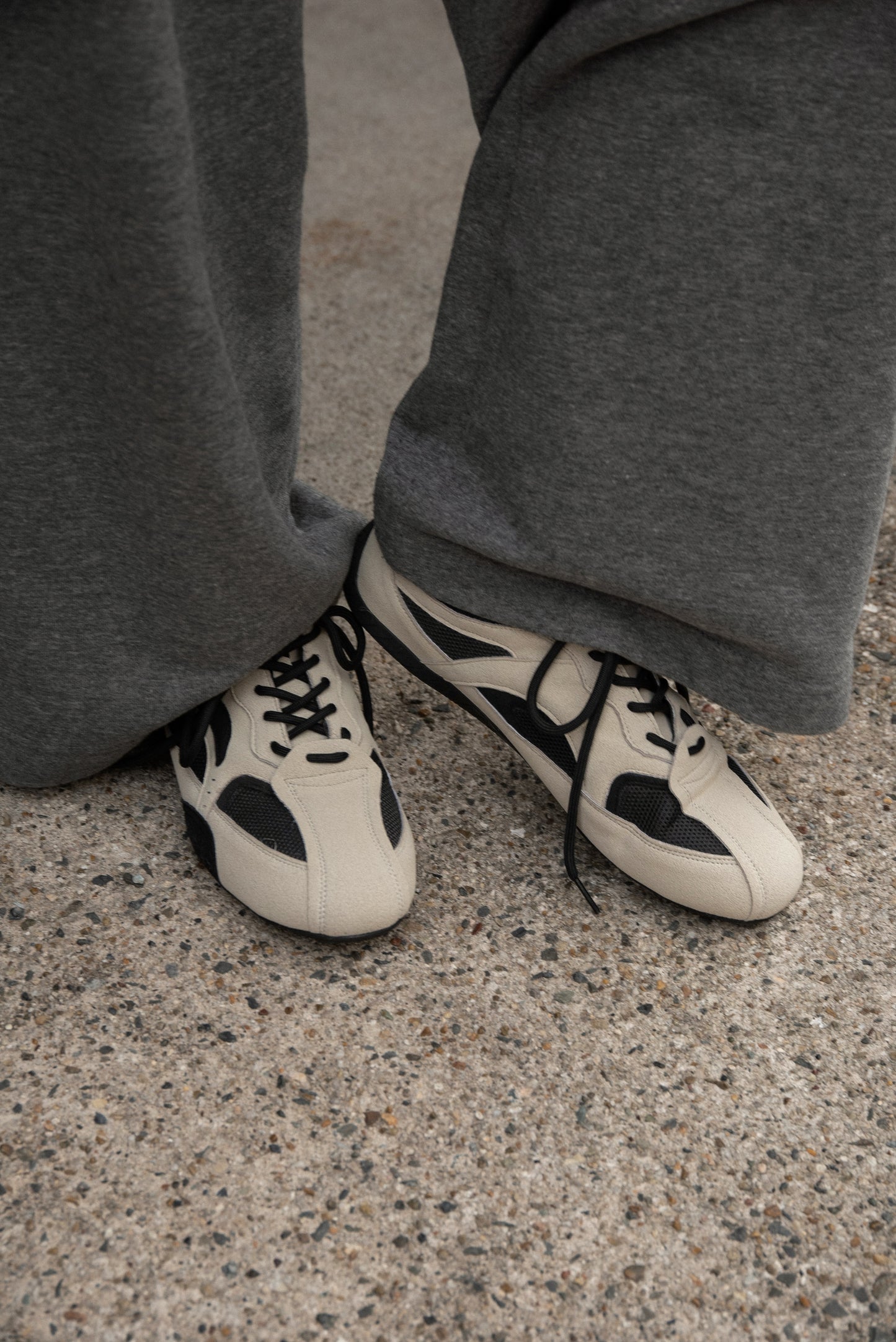 mesh different material flat sneaker