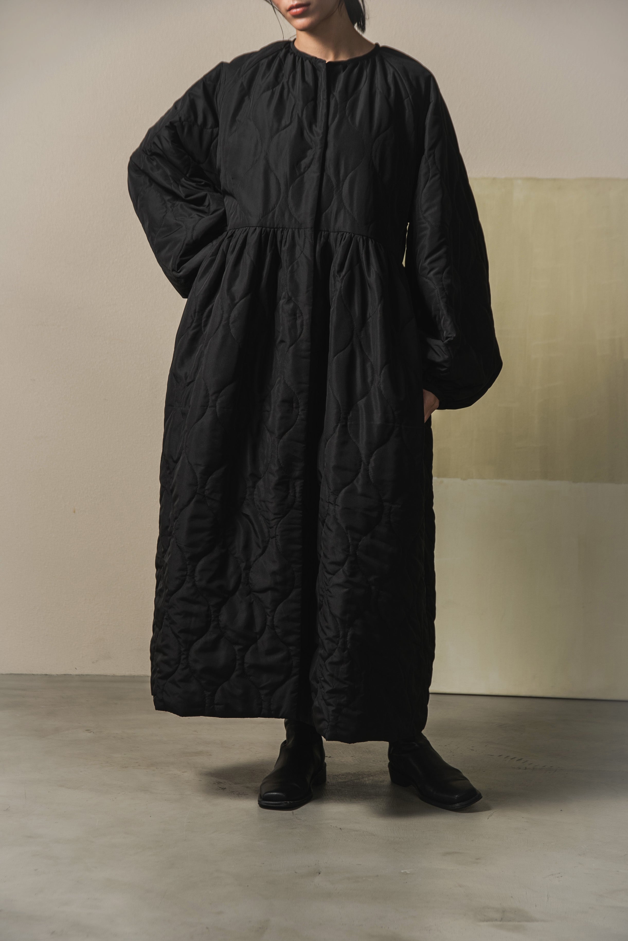 boa quilting volume flare long coat – eim online（エイム オンライン）