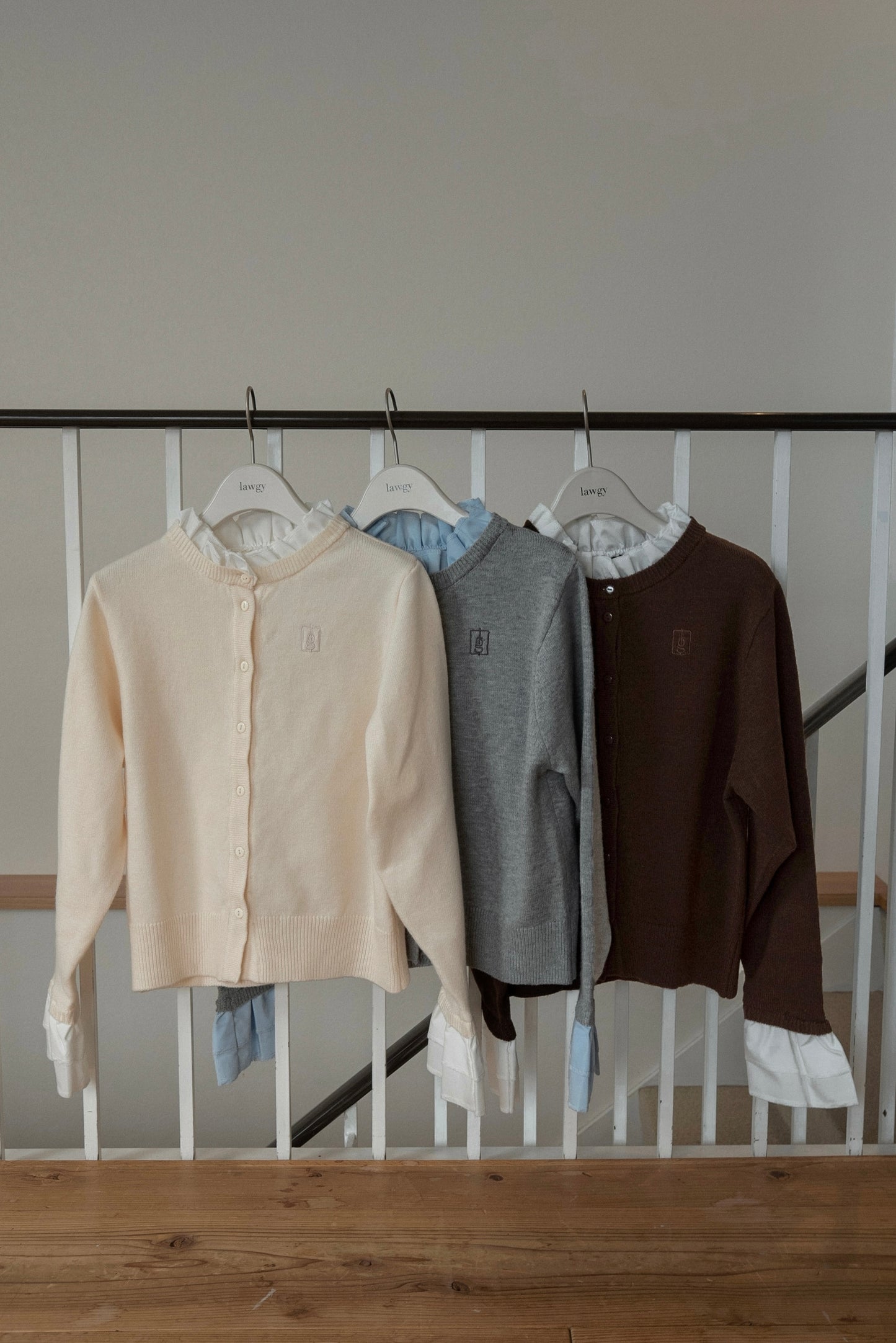 shirt frill docking embroidery cardigan