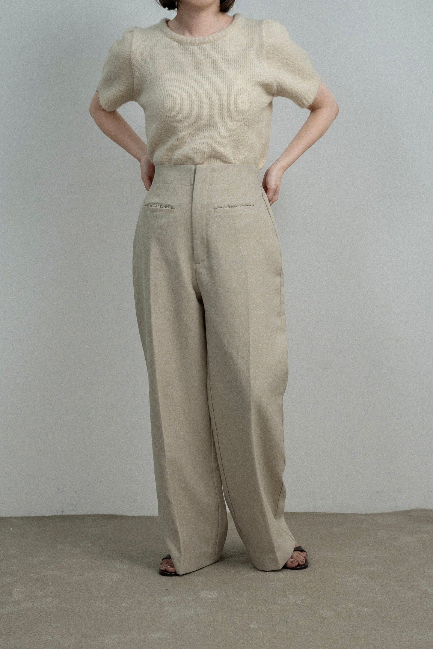 flap frill straight silhouette pants