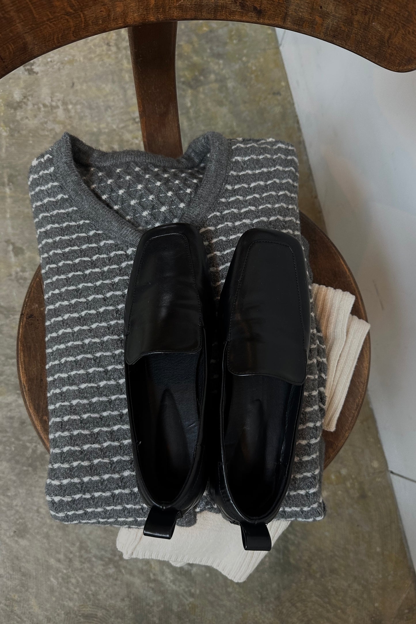 flat square simple loafer