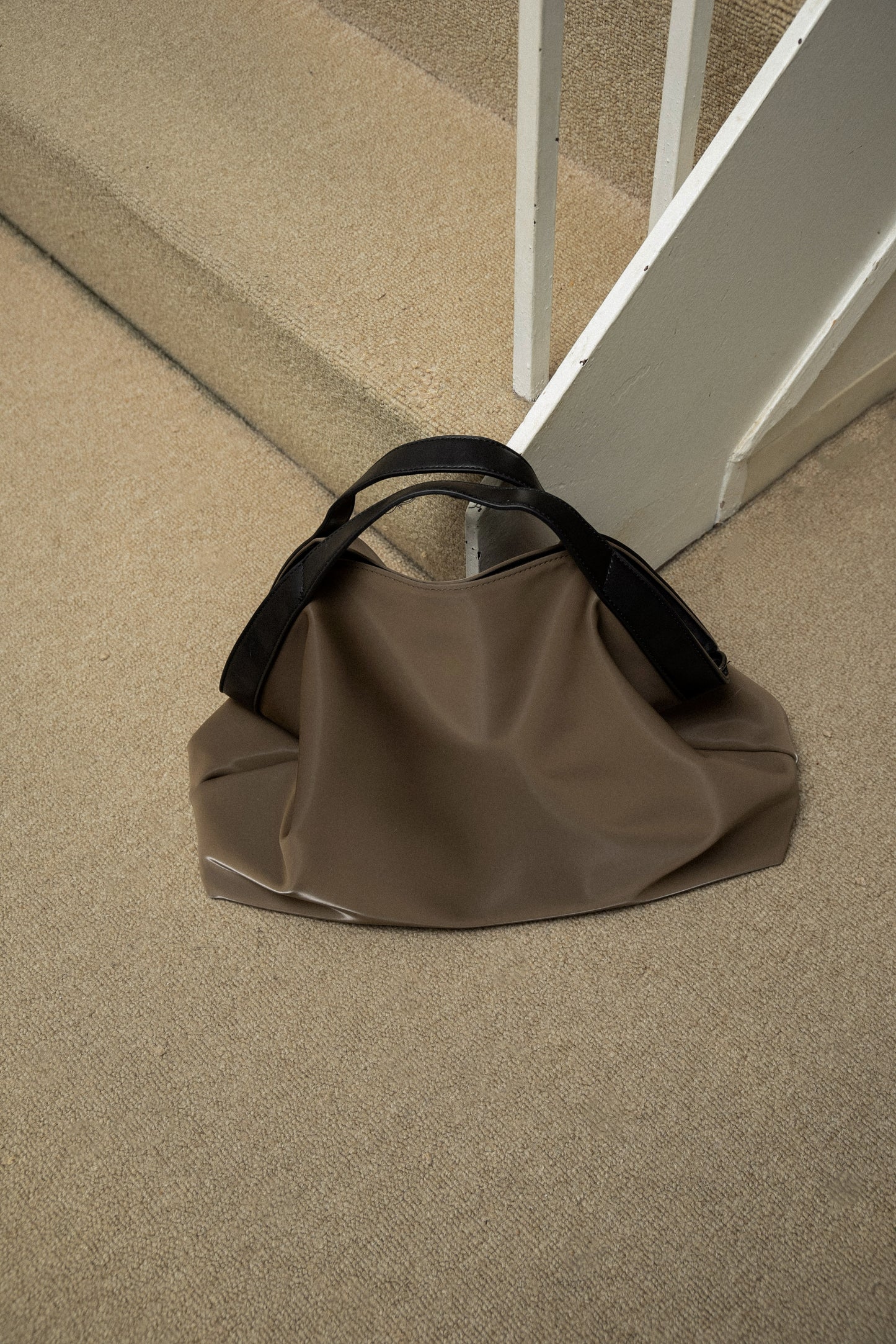 effortless piping tote bag【eim plus+限定アイテム】