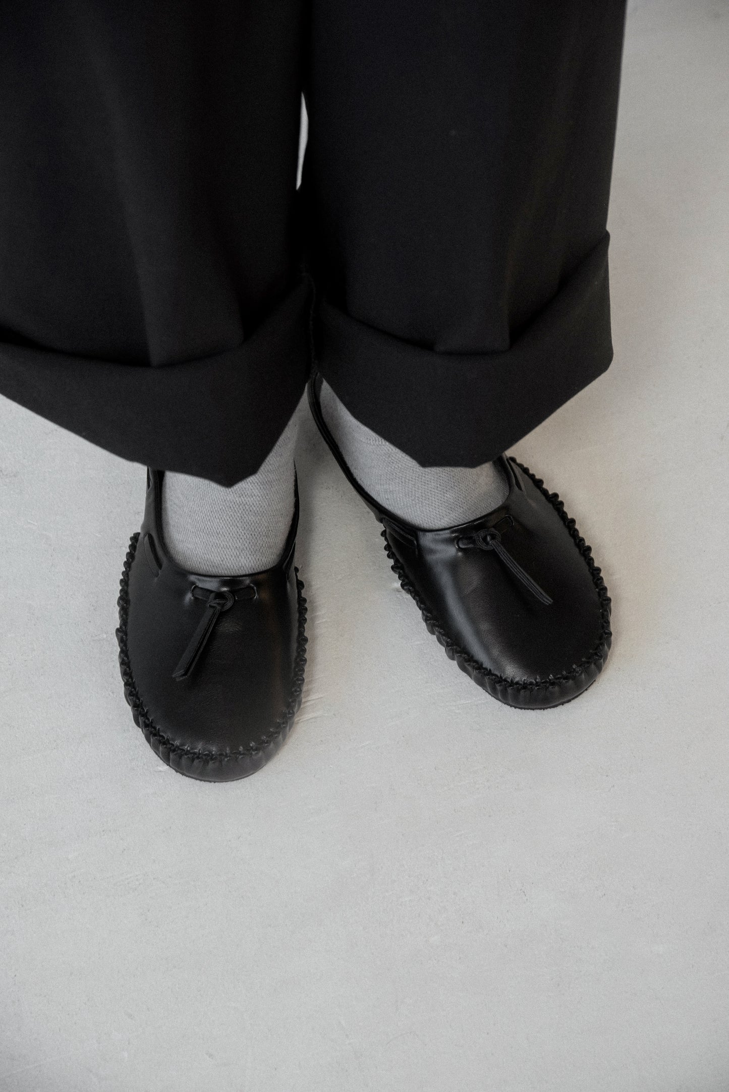 tied detail moccasin sabo