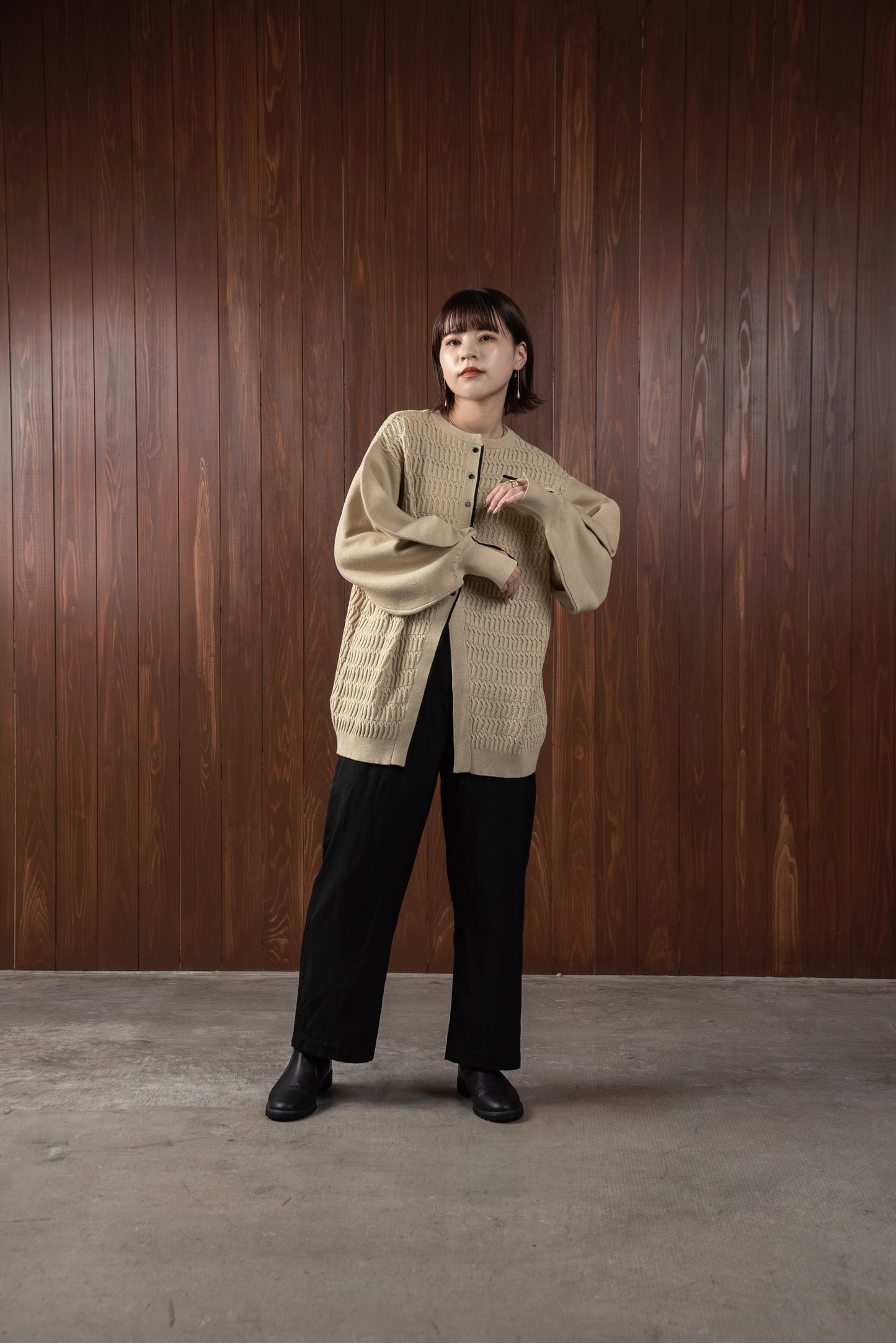 bi color line knit