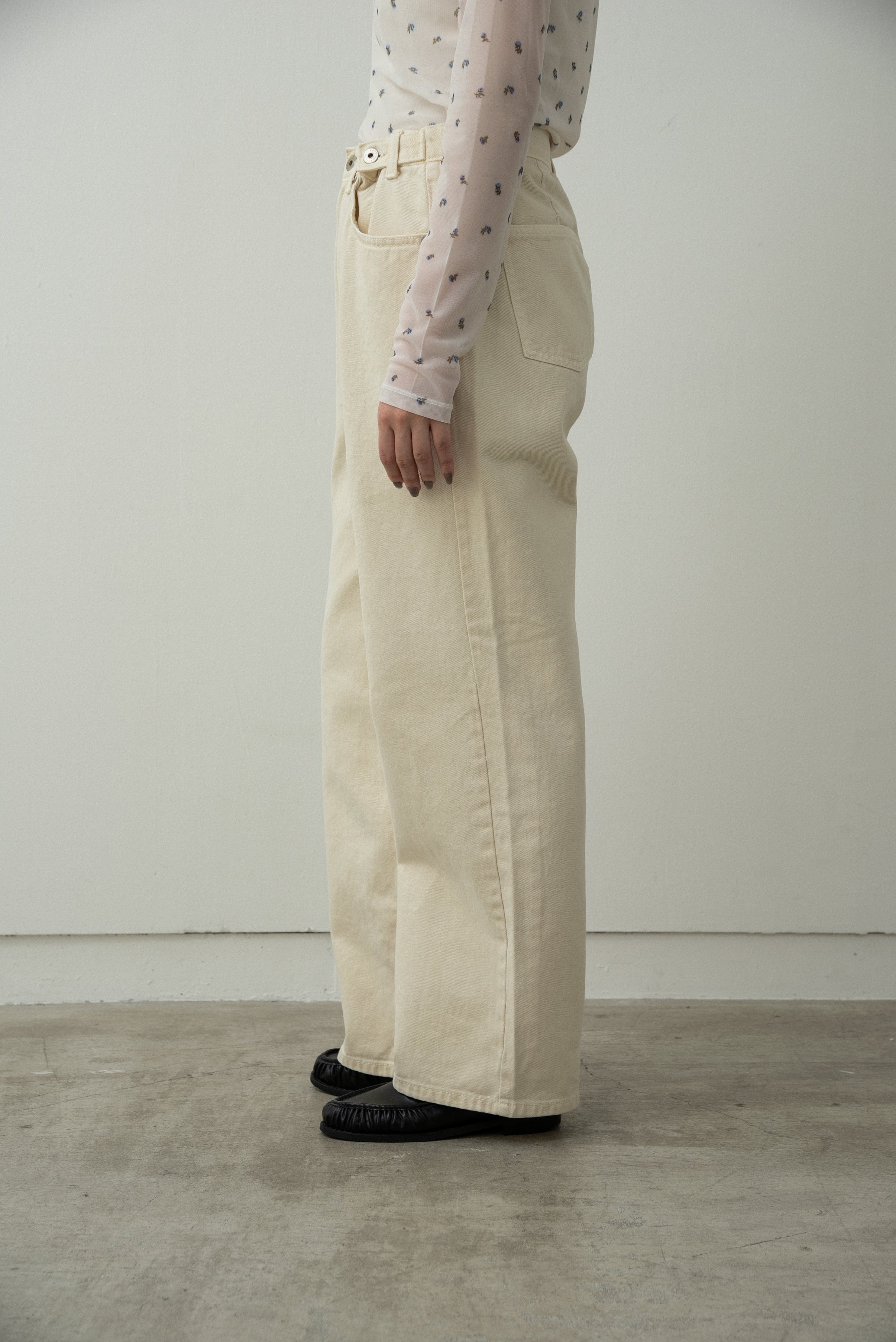 tuck button accent color pants – eim online（エイム オンライン）