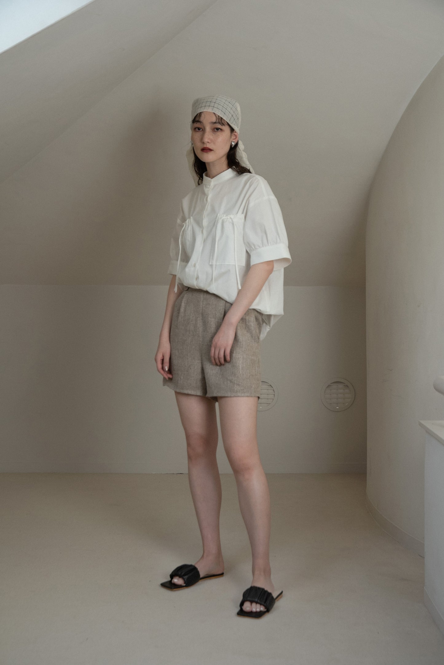 front button tweed short pants