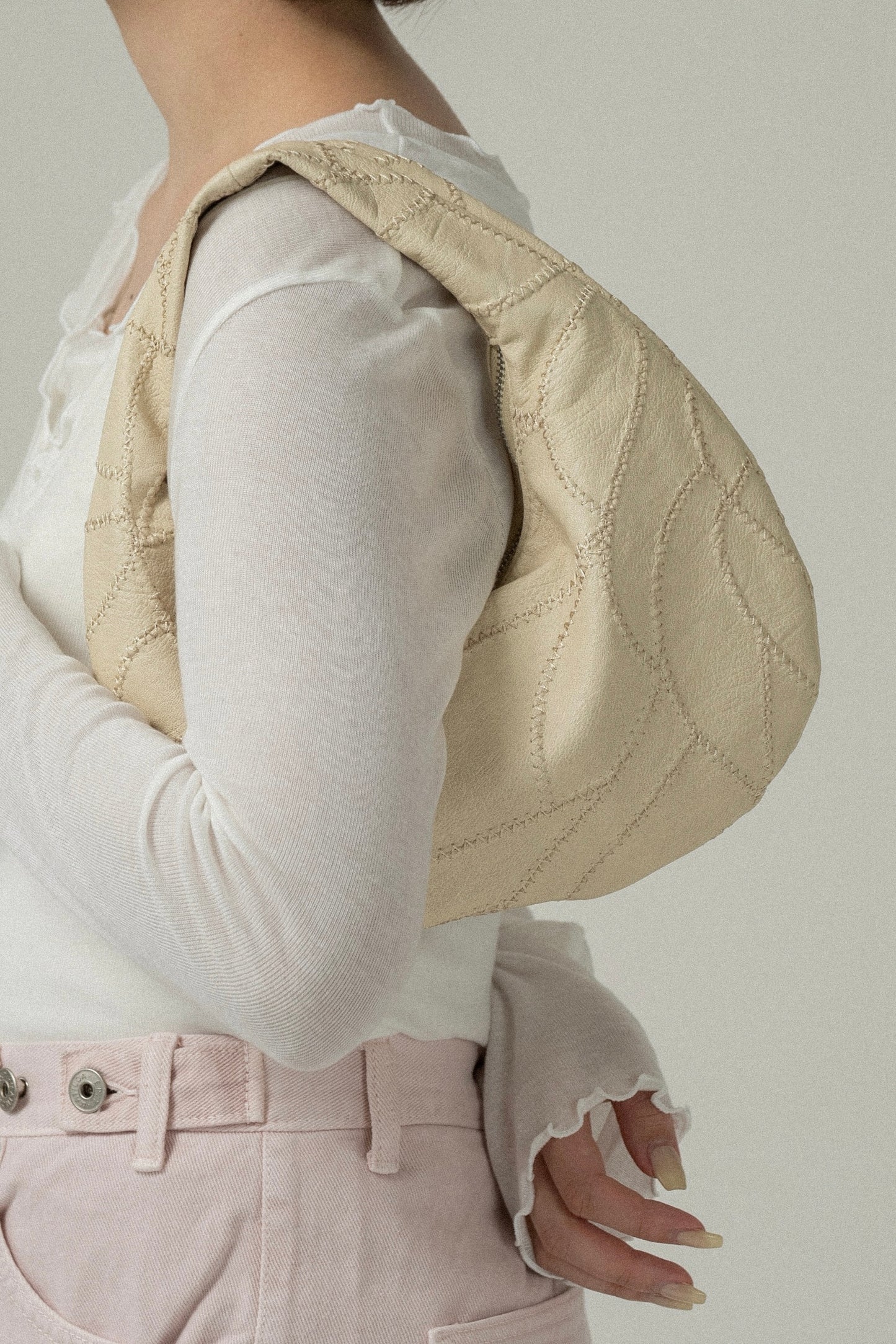 zigzag stitch patchwork oval bag