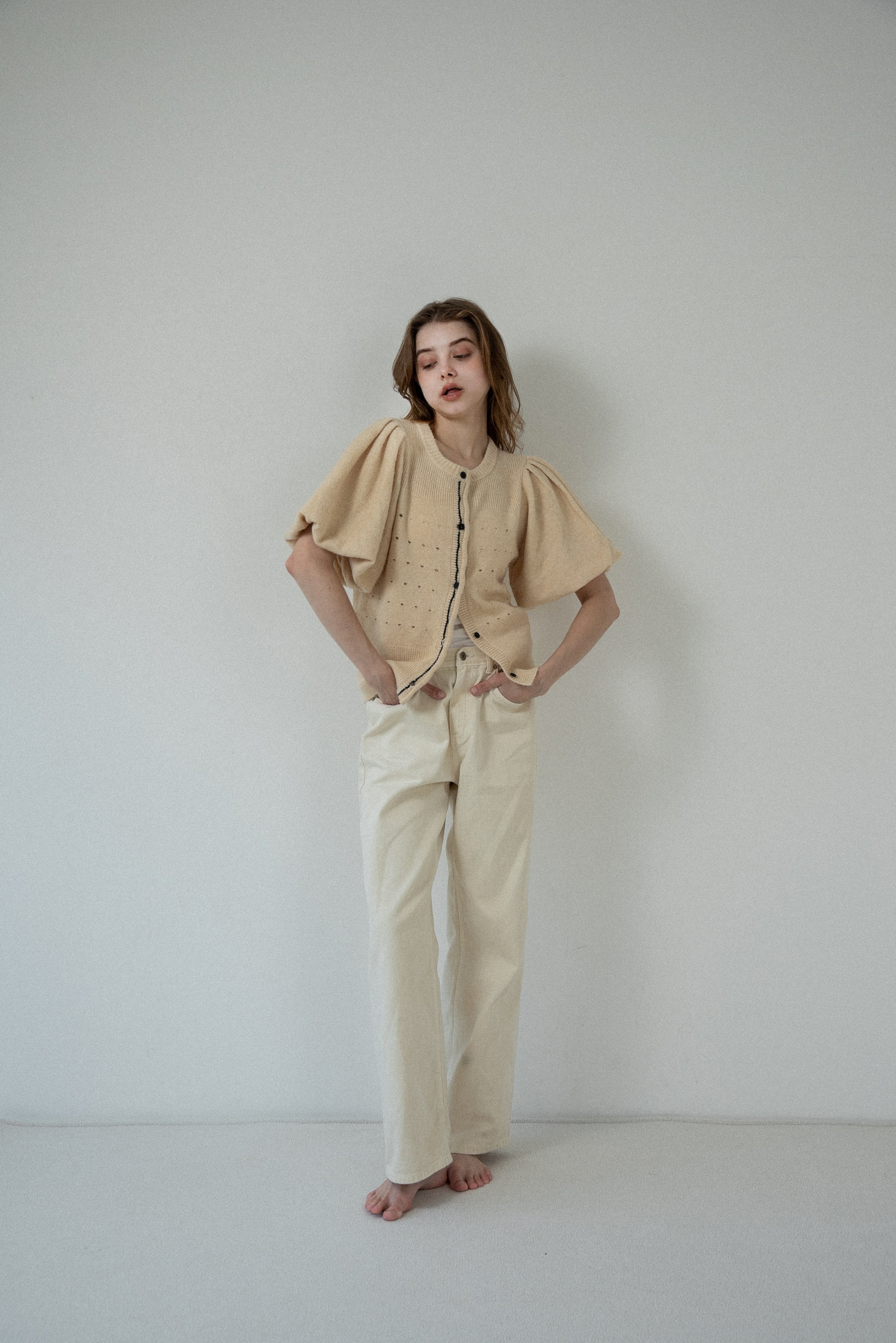 front curl line puff sleeve tops – eim online（エイム オンライン）
