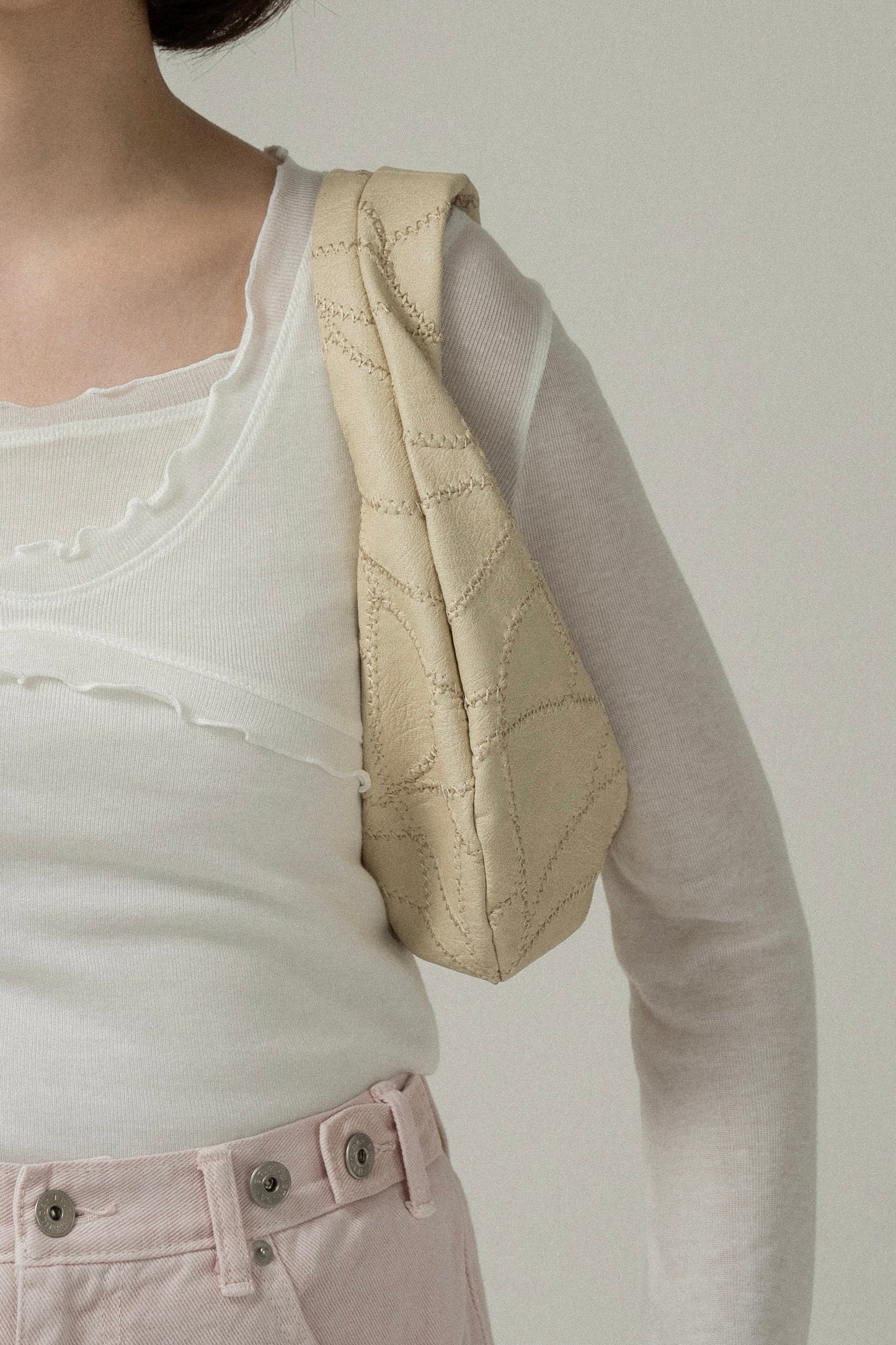 zigzag stitch patchwork oval bag