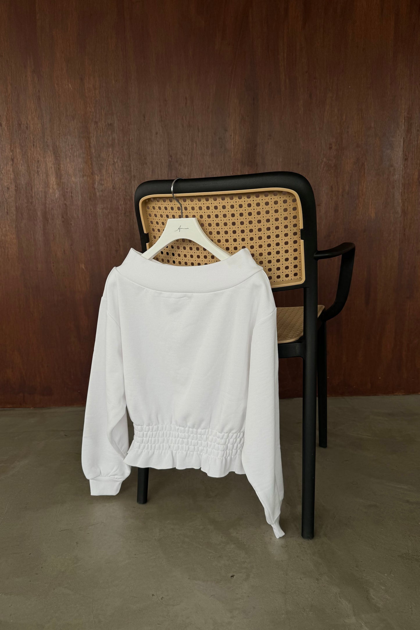 shirring design off shoulder pullover