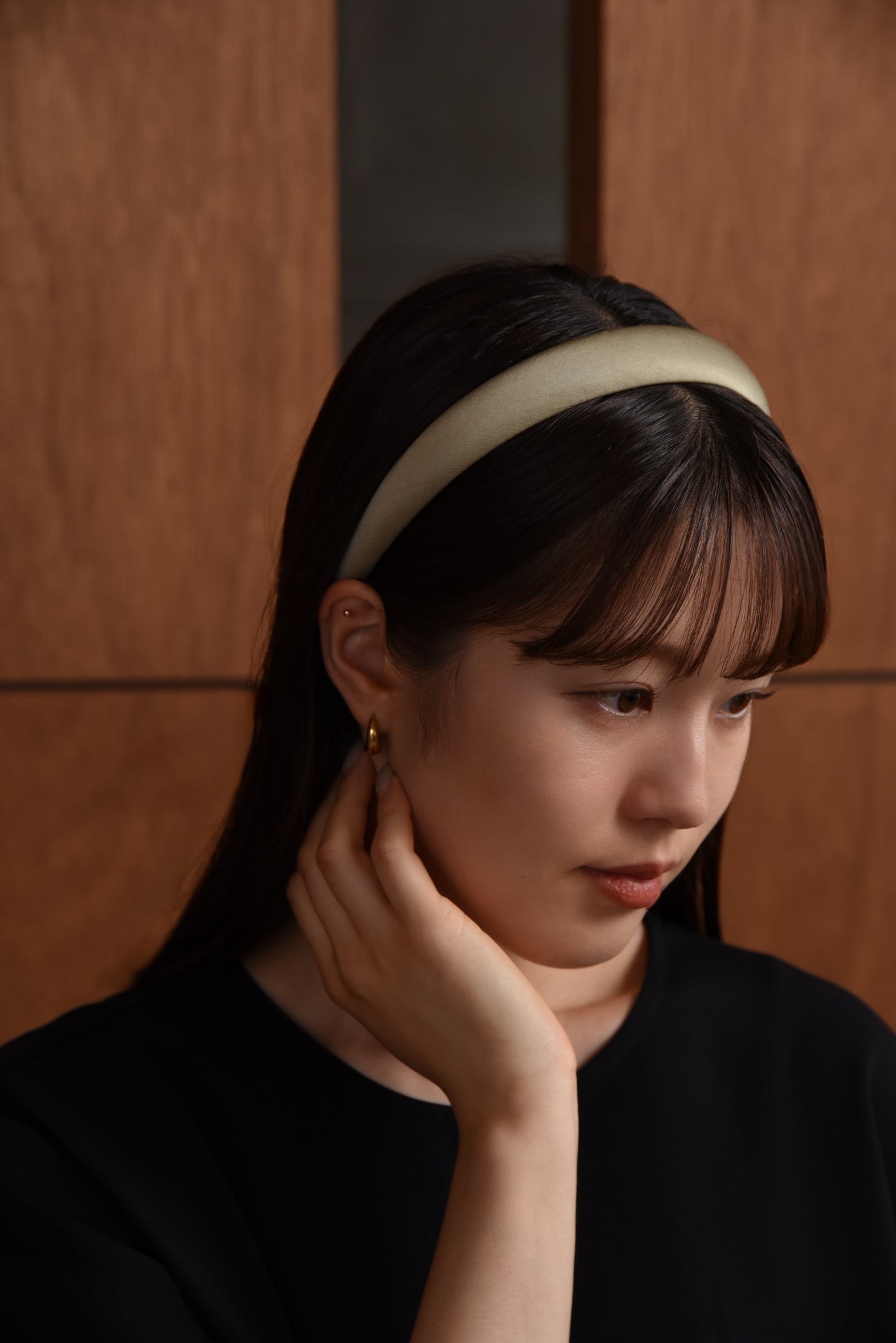 rounded curves wide headband