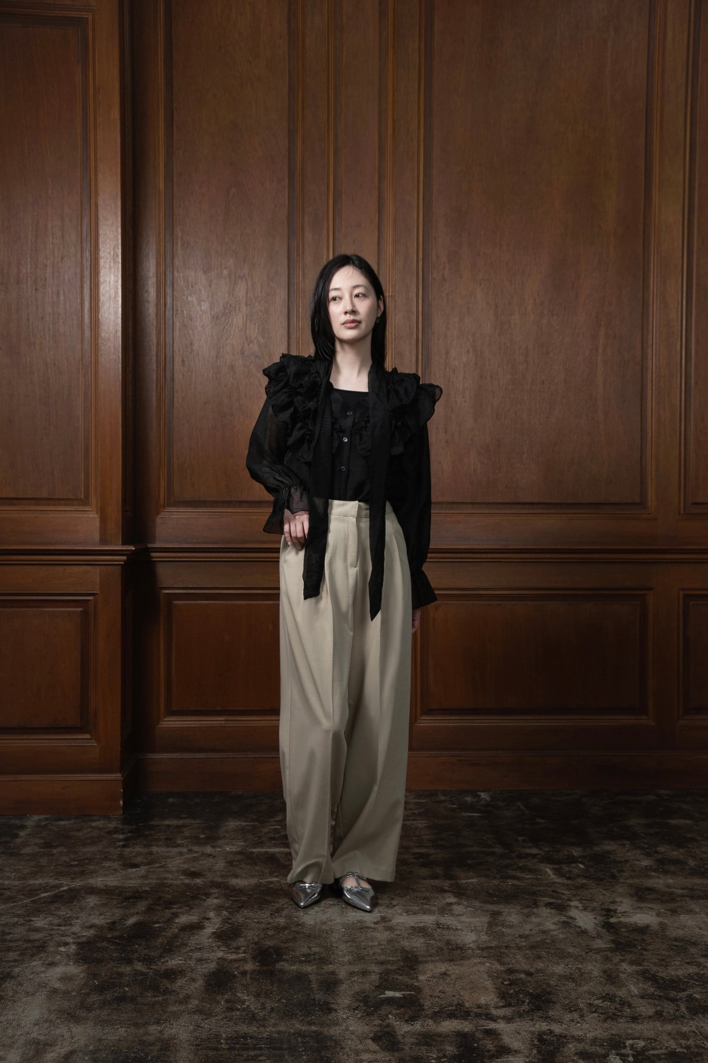 double frill ribbon blouse