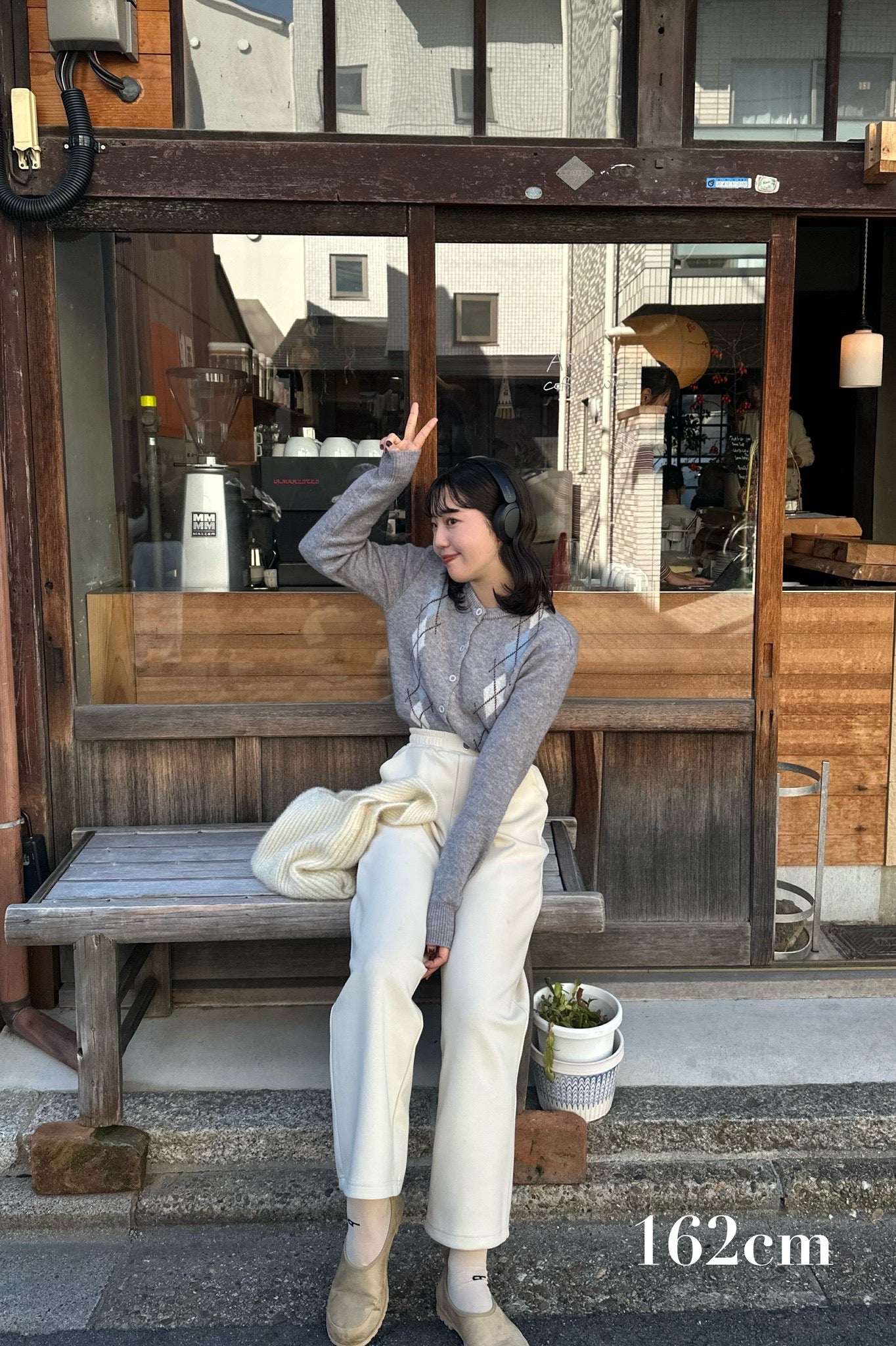 argyle pattern simple cardigan