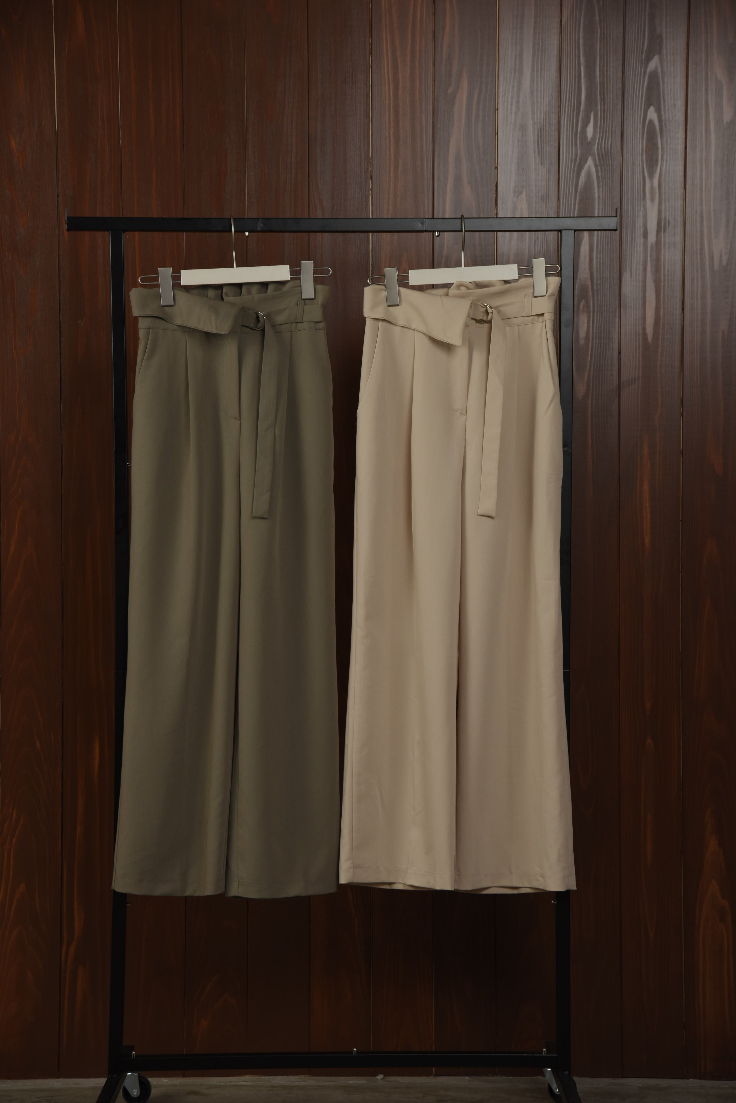 waist collar like design pants – eim online（エイム オンライン）