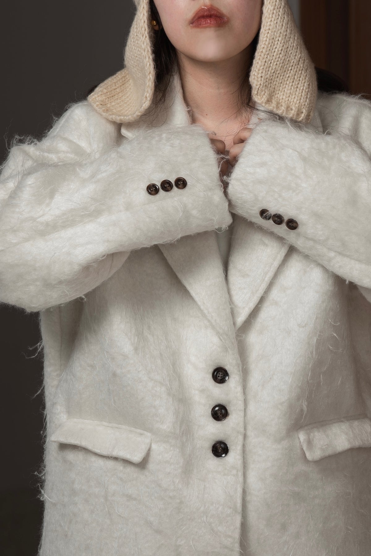 shaggy accent button jacket coat – eim online（エイム オンライン）