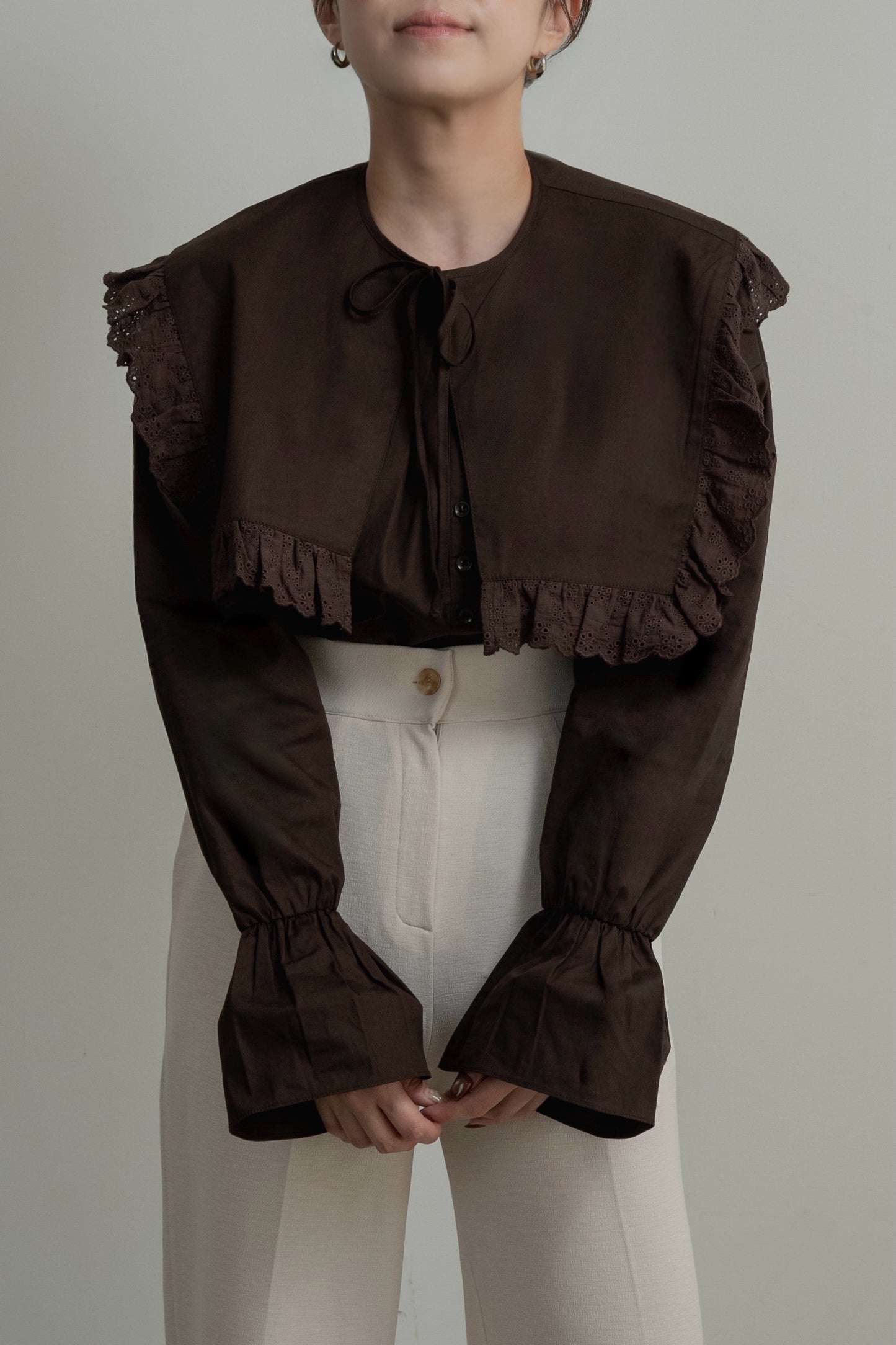 multiway big collar accent button blouse