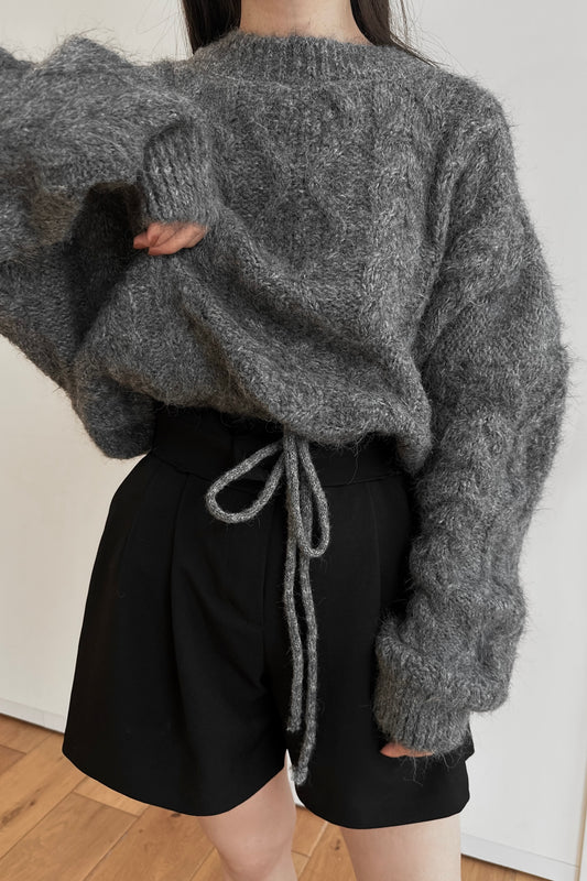 drop shoulder string cable knit