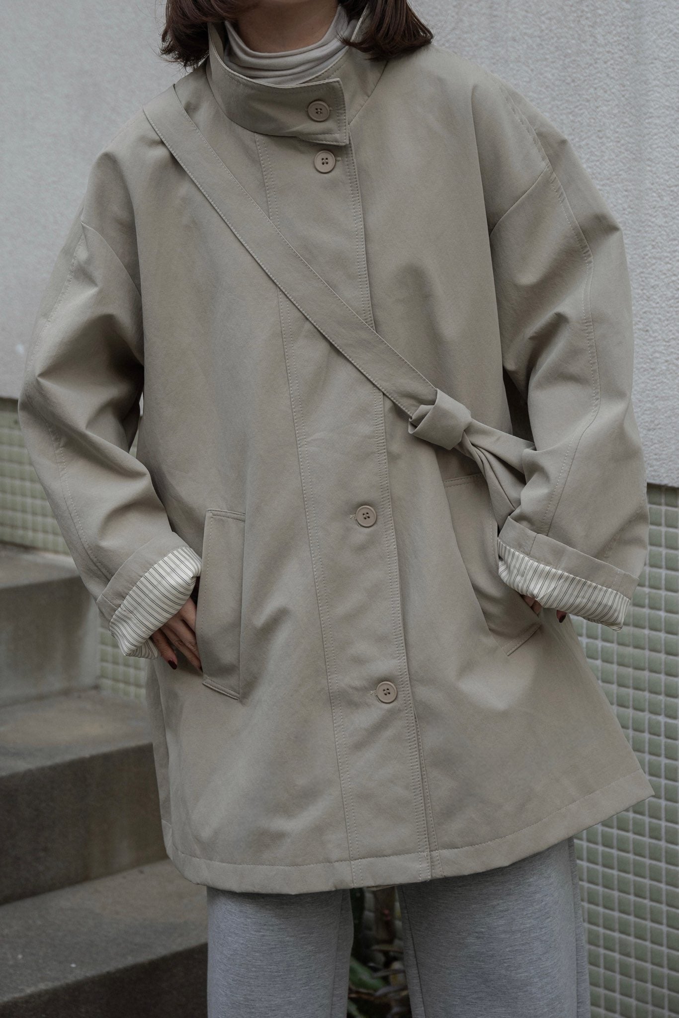 【lawgy】バッグセットスリーブストライプトレンチコート　完売品 bag set sleeve stripe trench coat – eim online（エイム オンライン）
