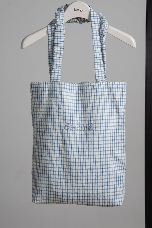 handle gather check tote bag