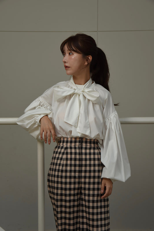 gather ribbon volume blouse