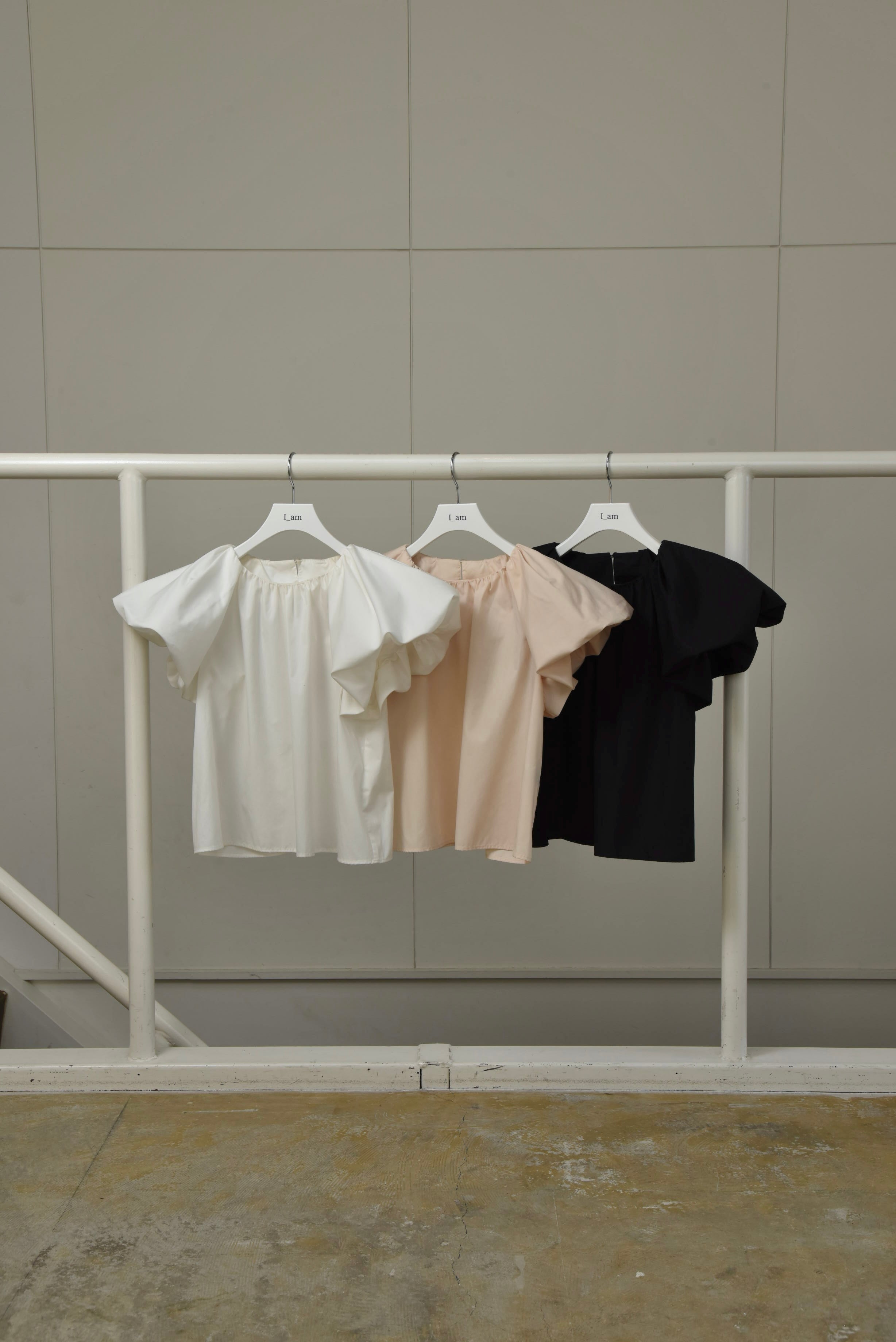 aym..ページ butterfly blouse – eim online（エイム オンライン）