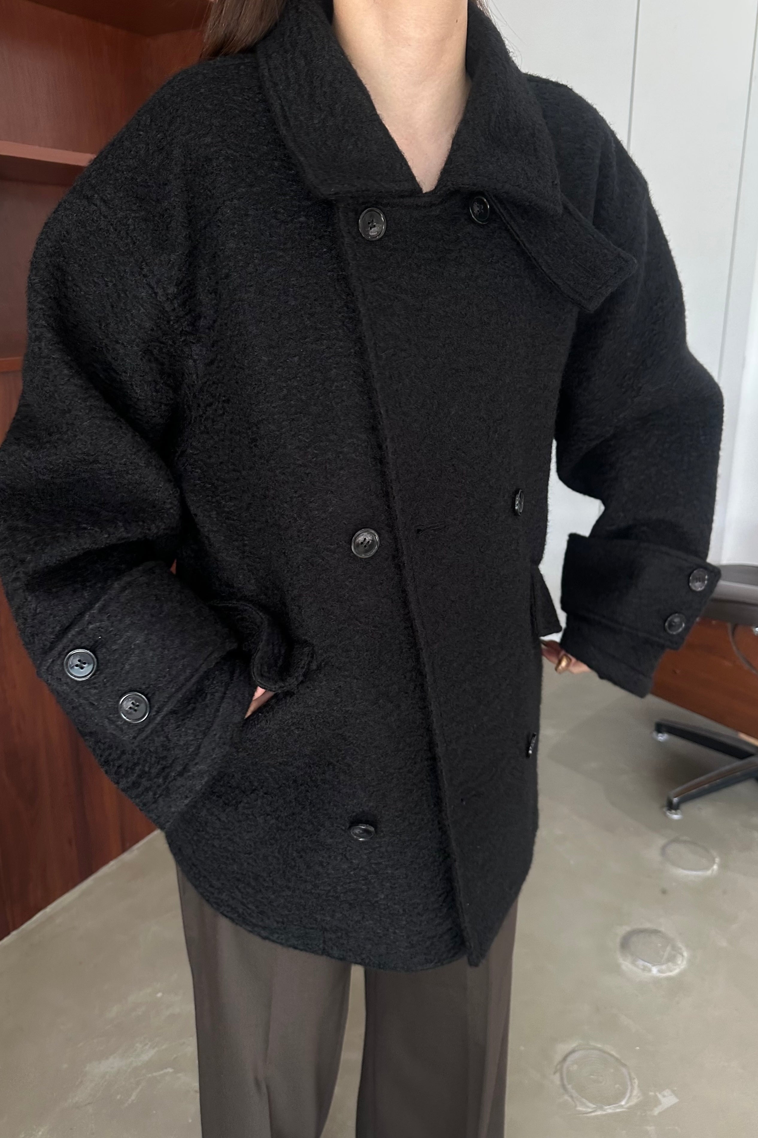 lawgy curl doublebreastedbelt point coat