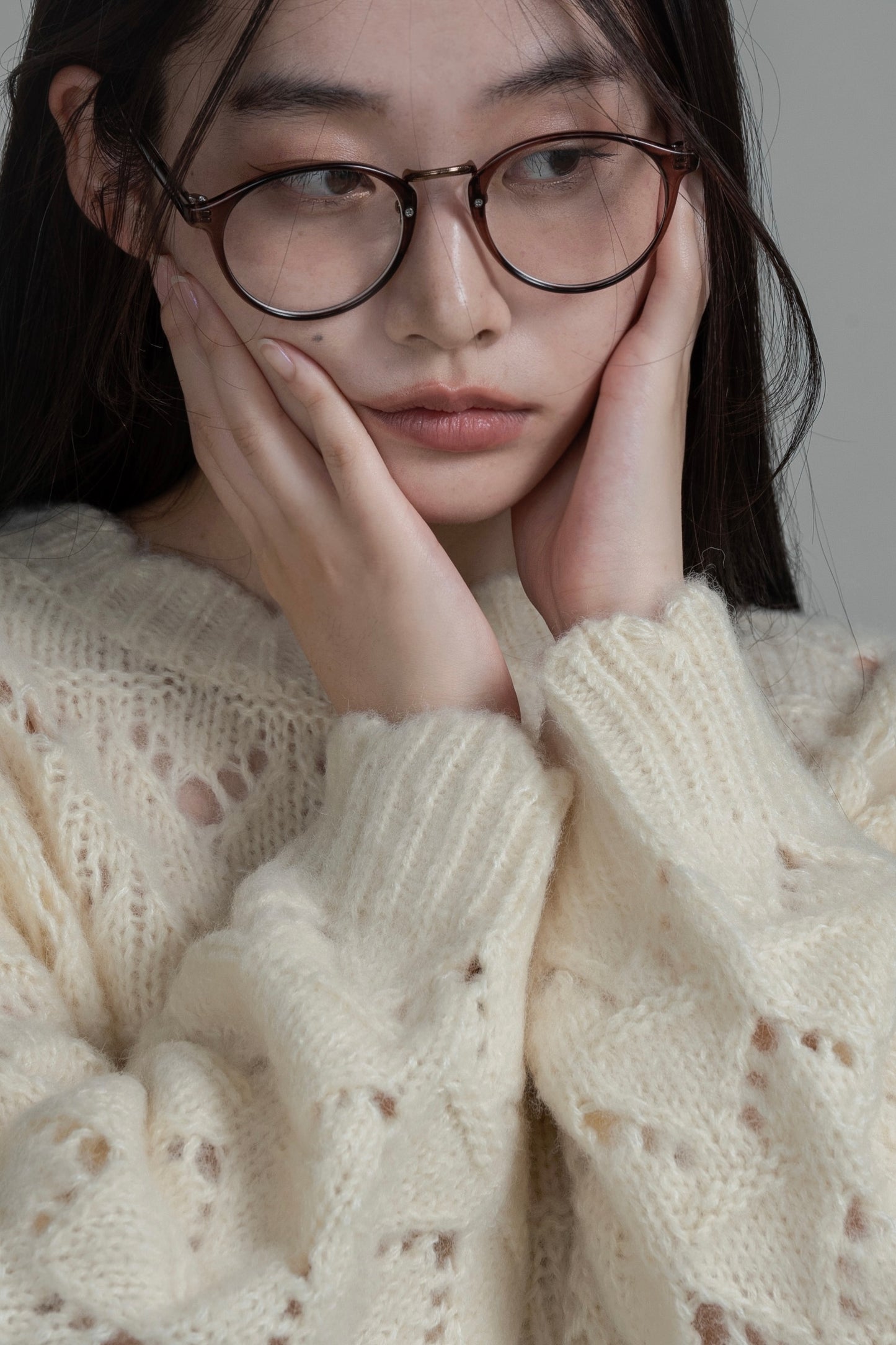 openwork scallop knit pullover