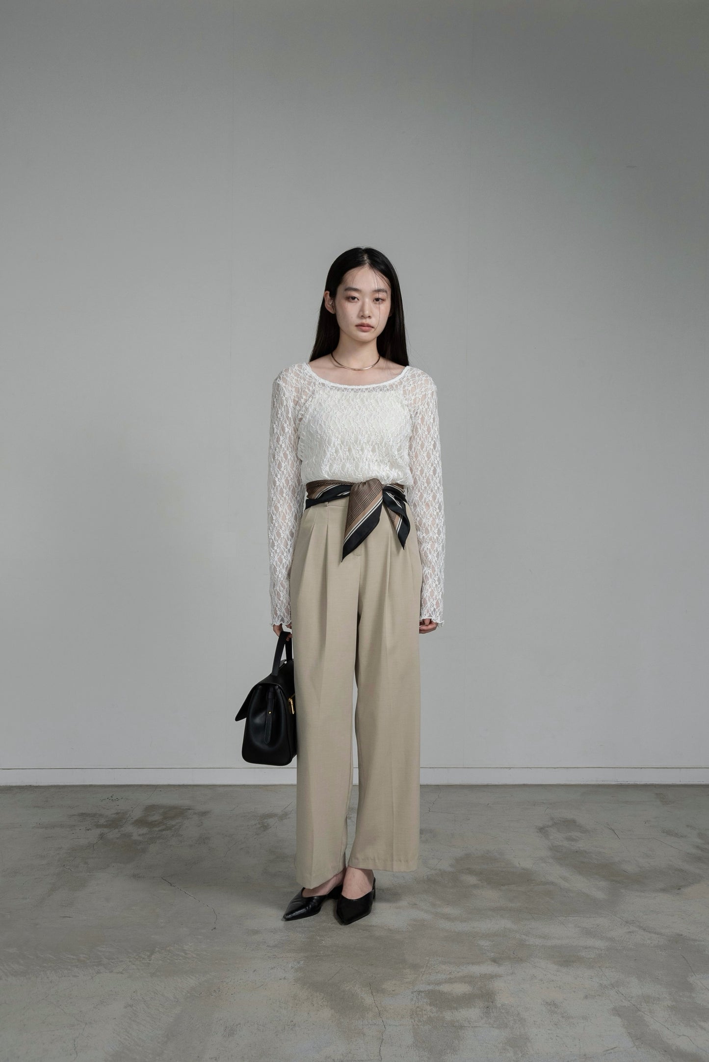 u neck sheer lace mellow tops