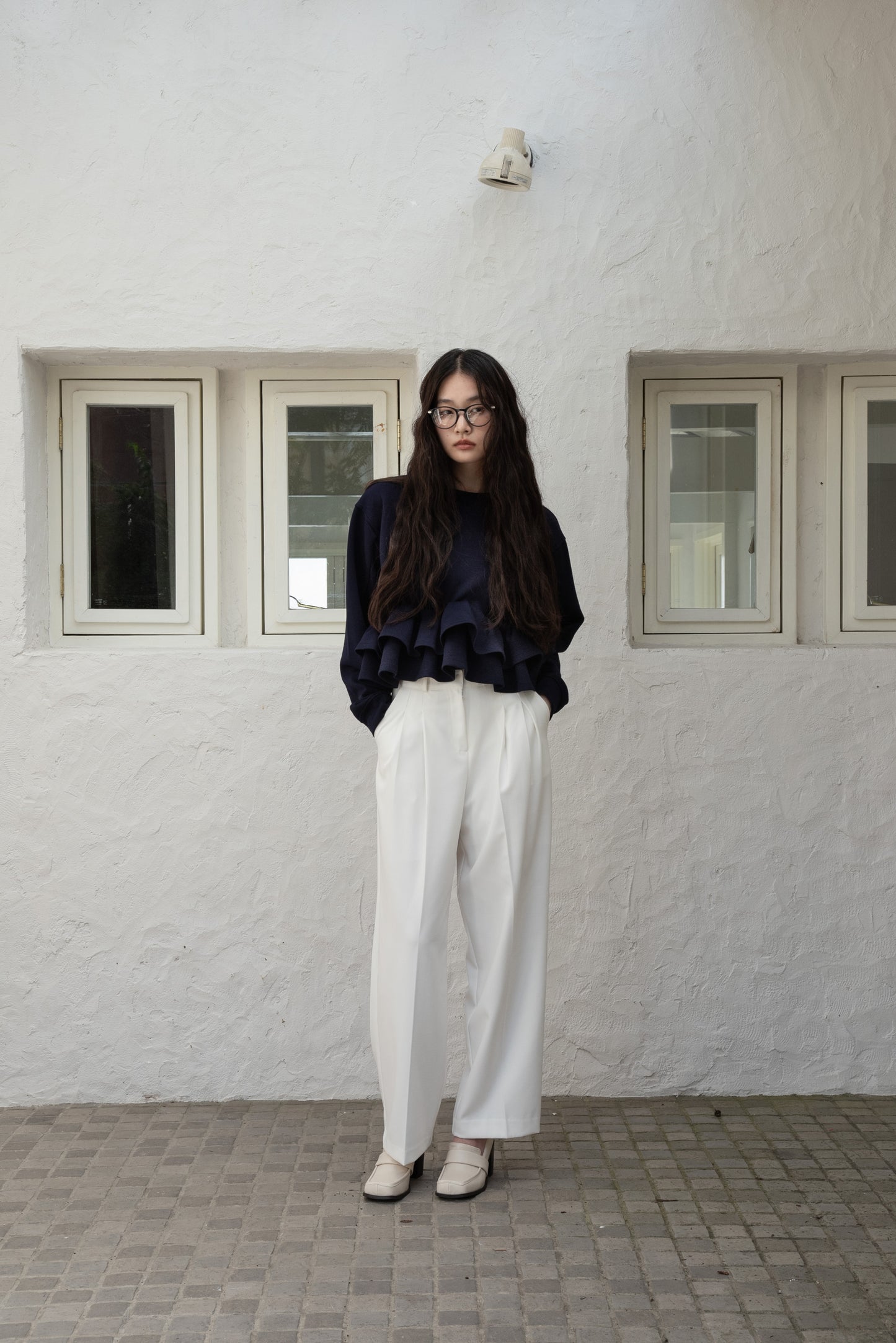 frill hem bonding sweat